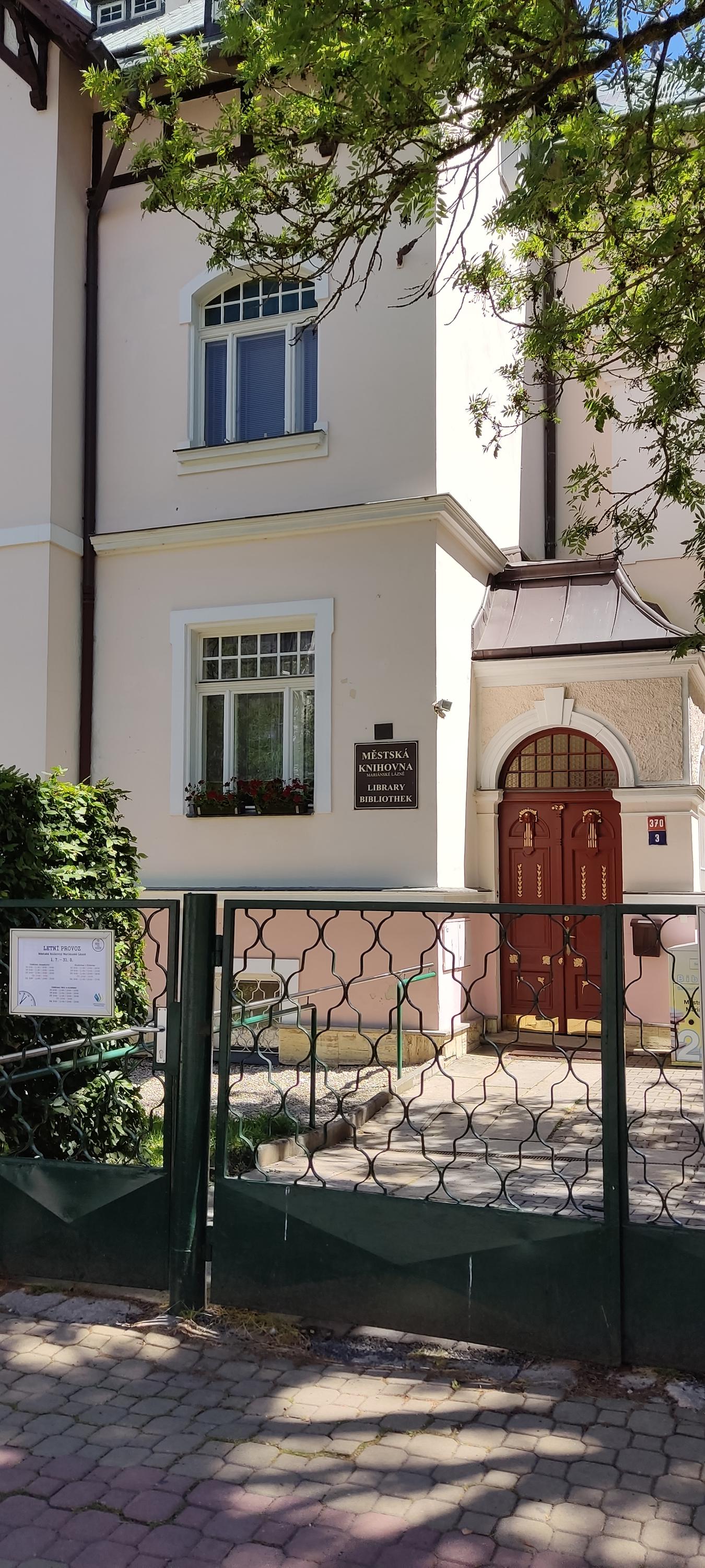Městská knihovna Mariánské Lázně foto 6