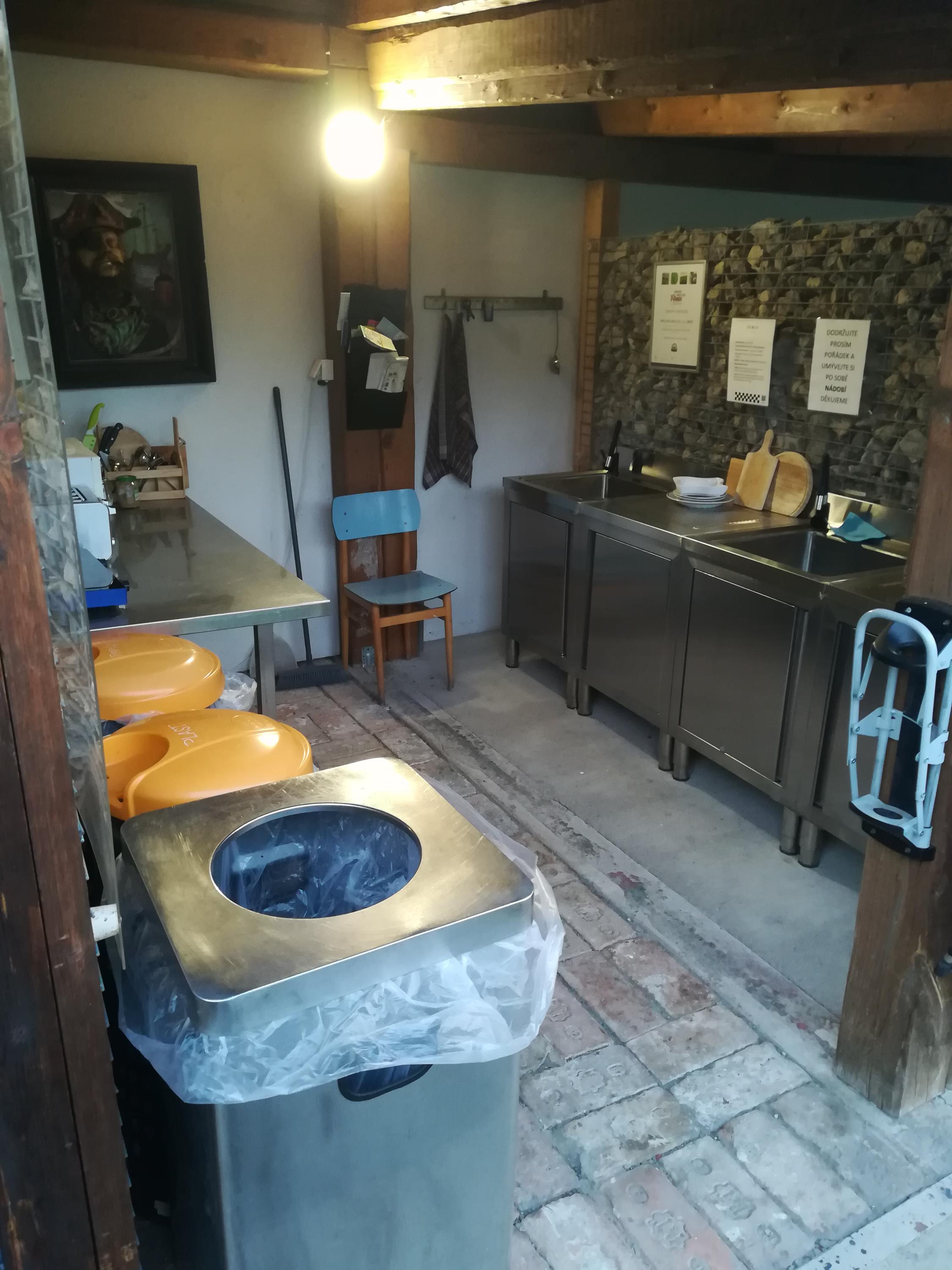 VÍNO LÍPA MIKULOV s.r.o. foto 4