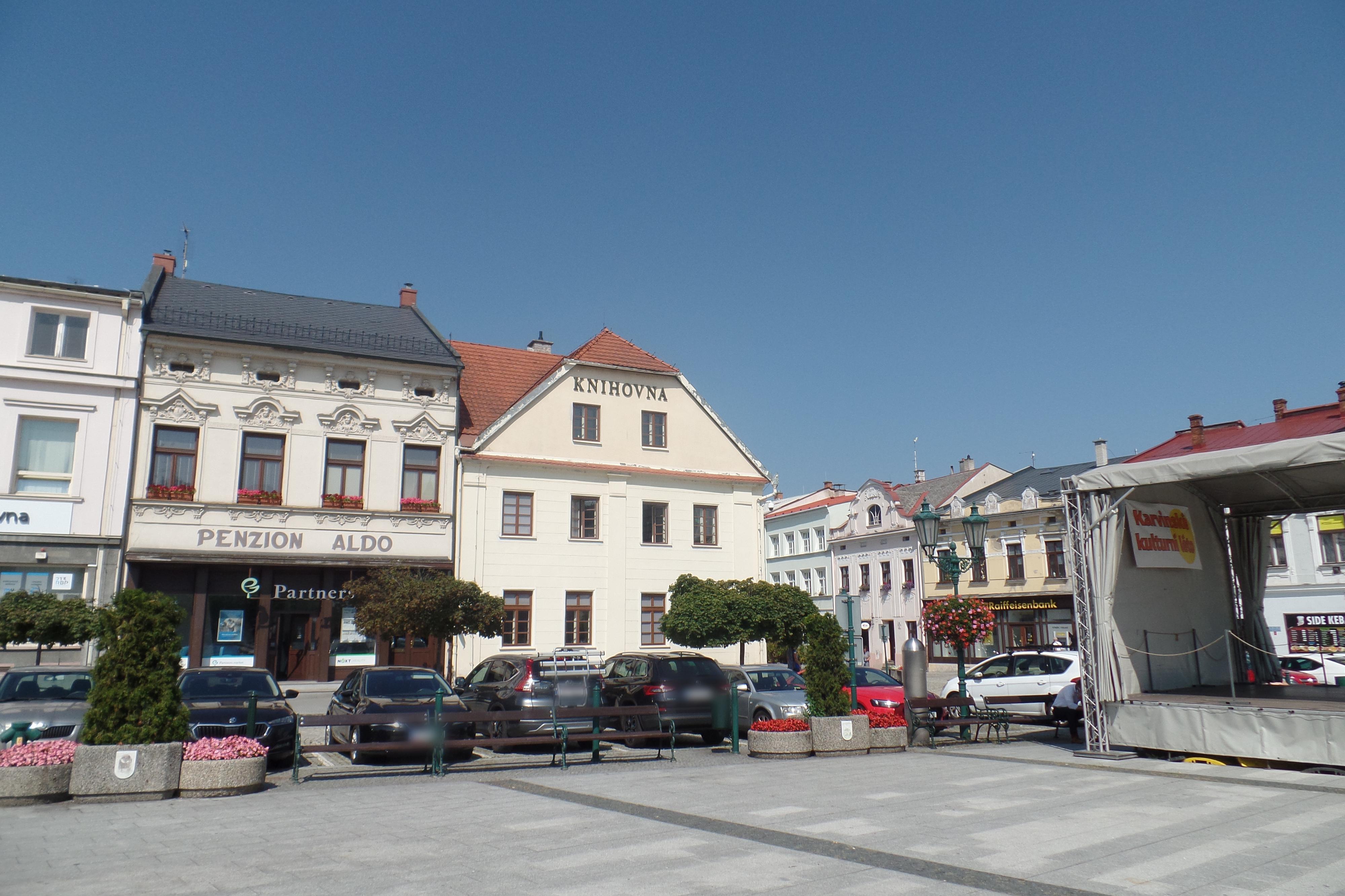Regionální knihovna Karviná - Oddělení polské literatury; Oddělení pro mládež a dospělé foto 5