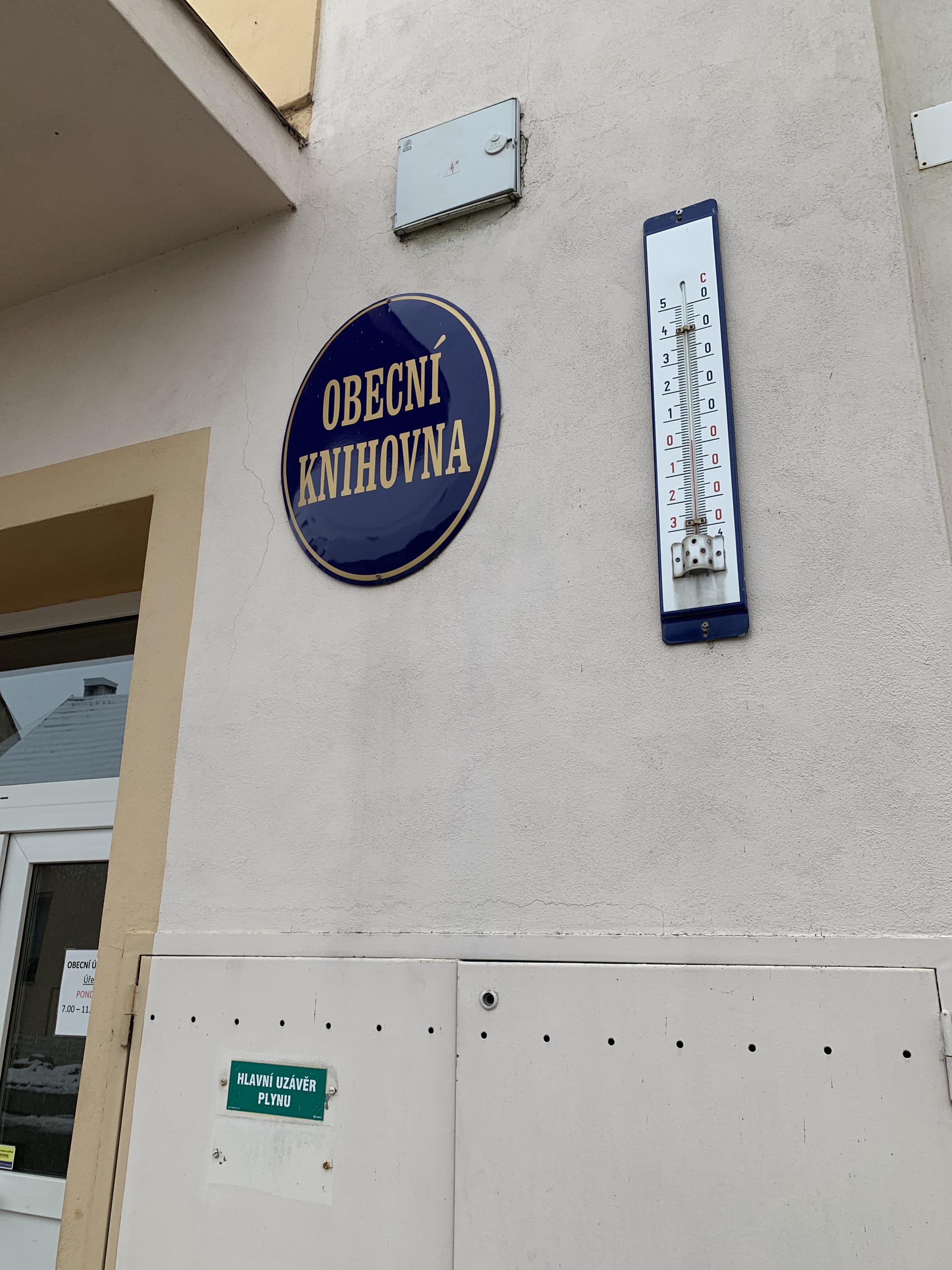 Obecní knihovna Starovice foto 2