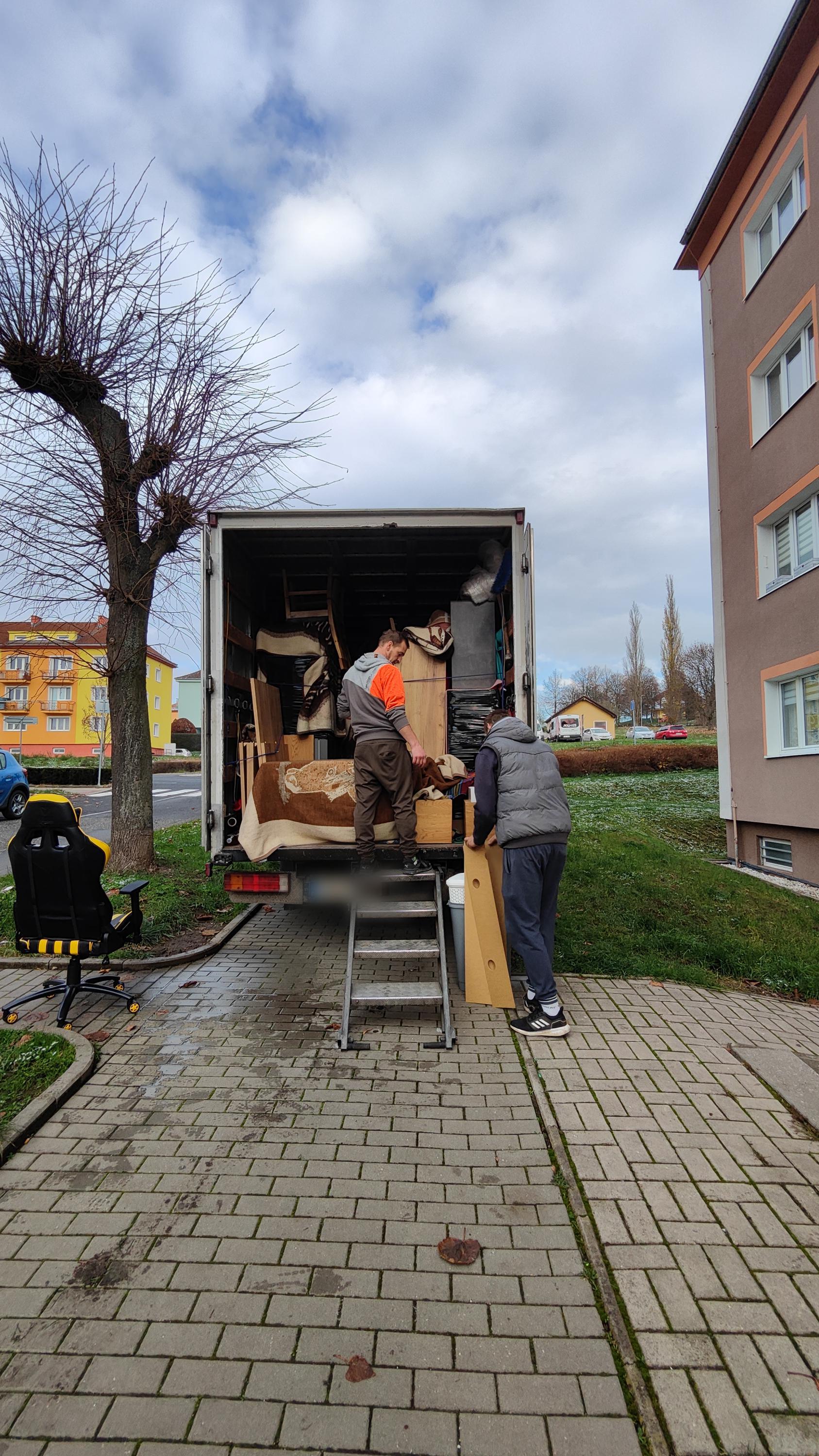 Stěhování a vyklízení - Tadeáš Marek foto 6