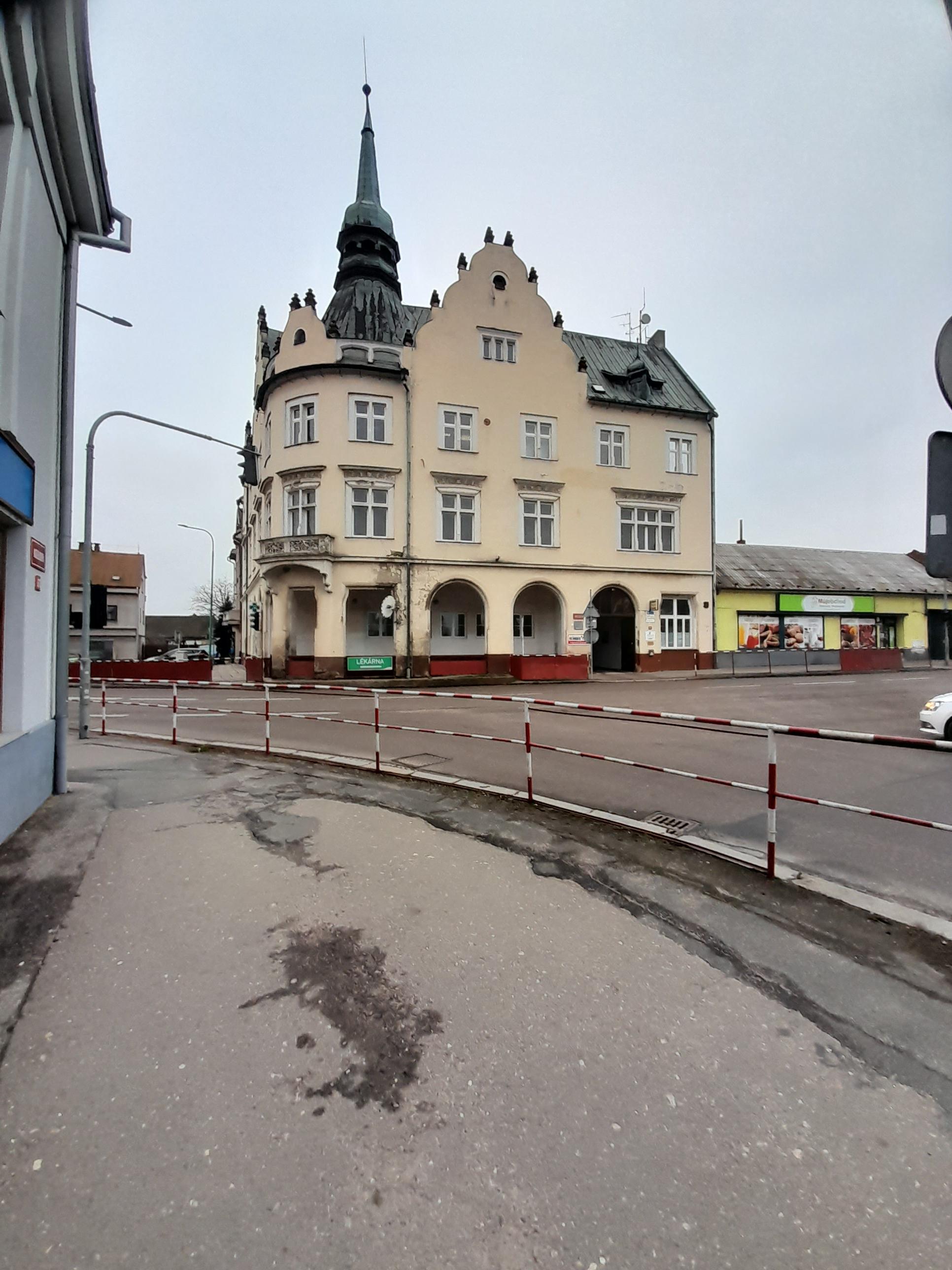 Policie ČR - Obvodní oddělení Chlumec nad Cidlinou foto 3