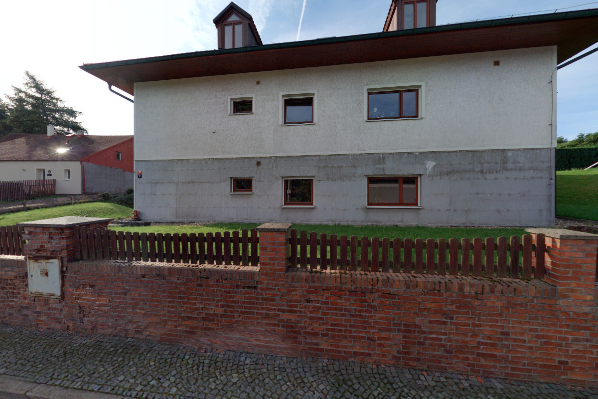 INDESTA, spol. s r.o.