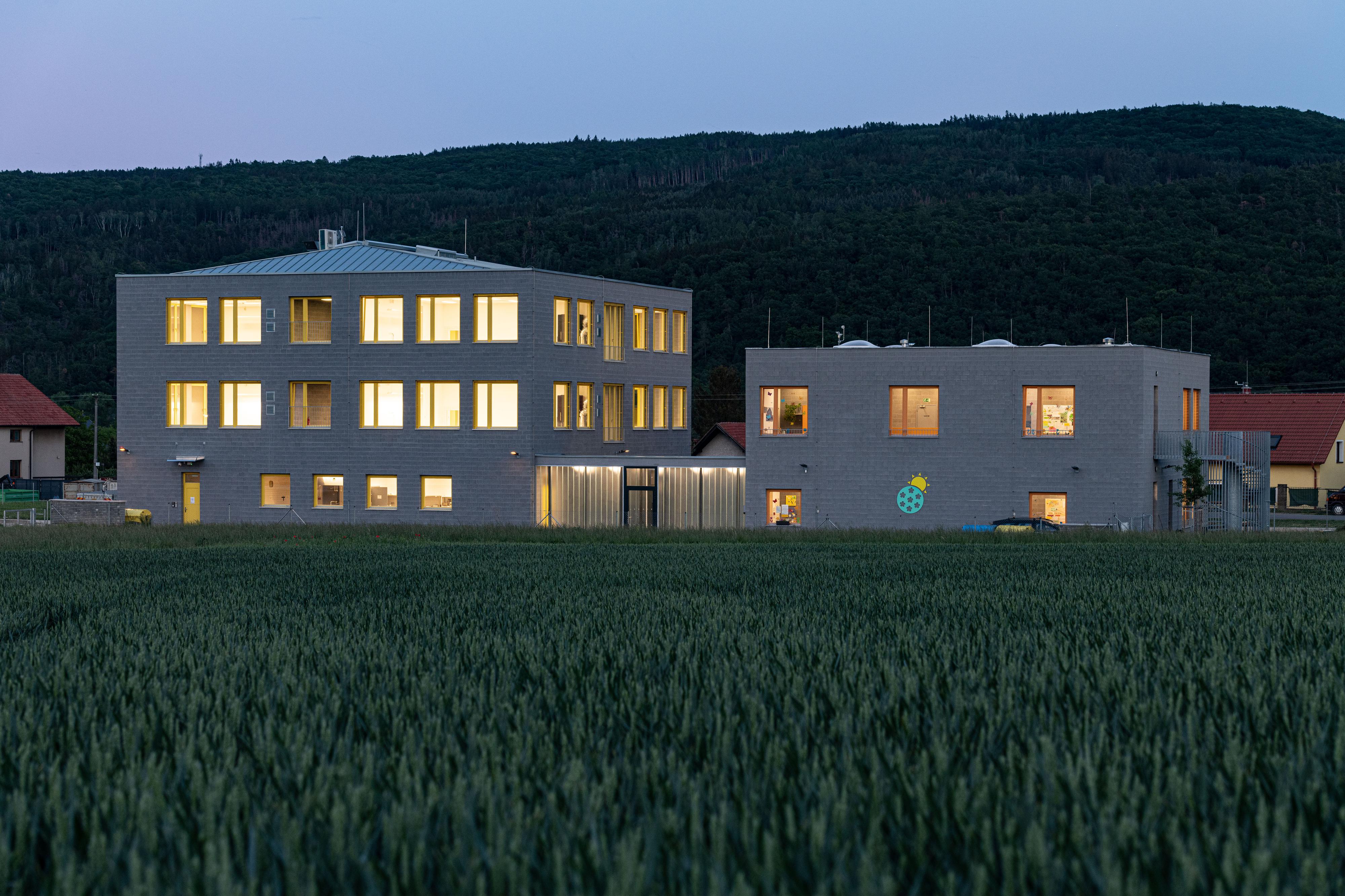 Základní škola Lety foto 6