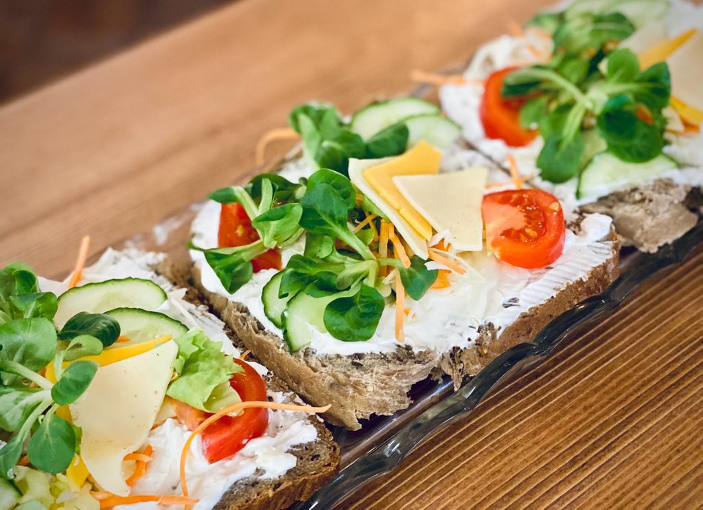 Kavárna AMOS foto 2