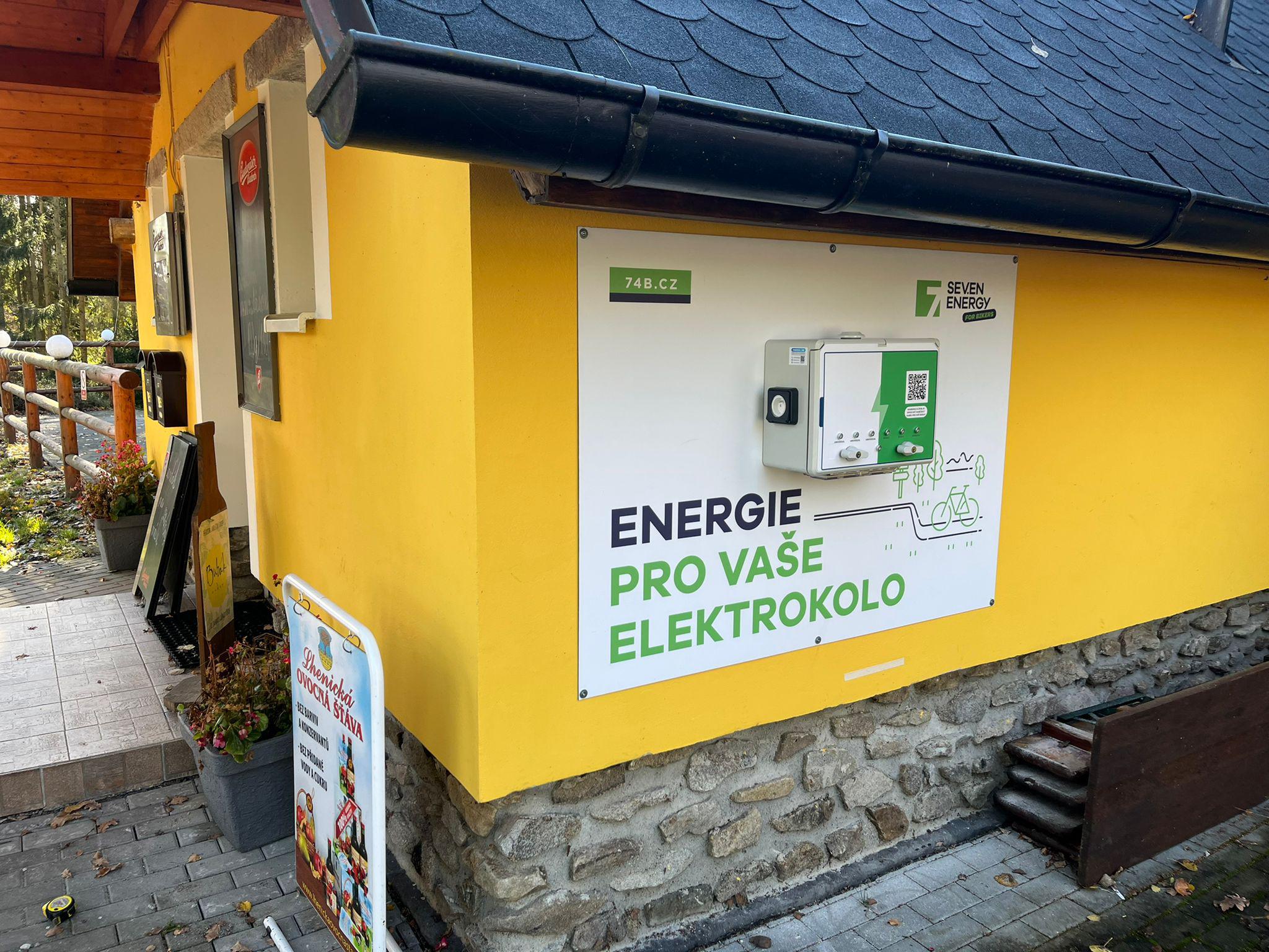 Nabíjecí stanice Rybí restaurace Hůrka