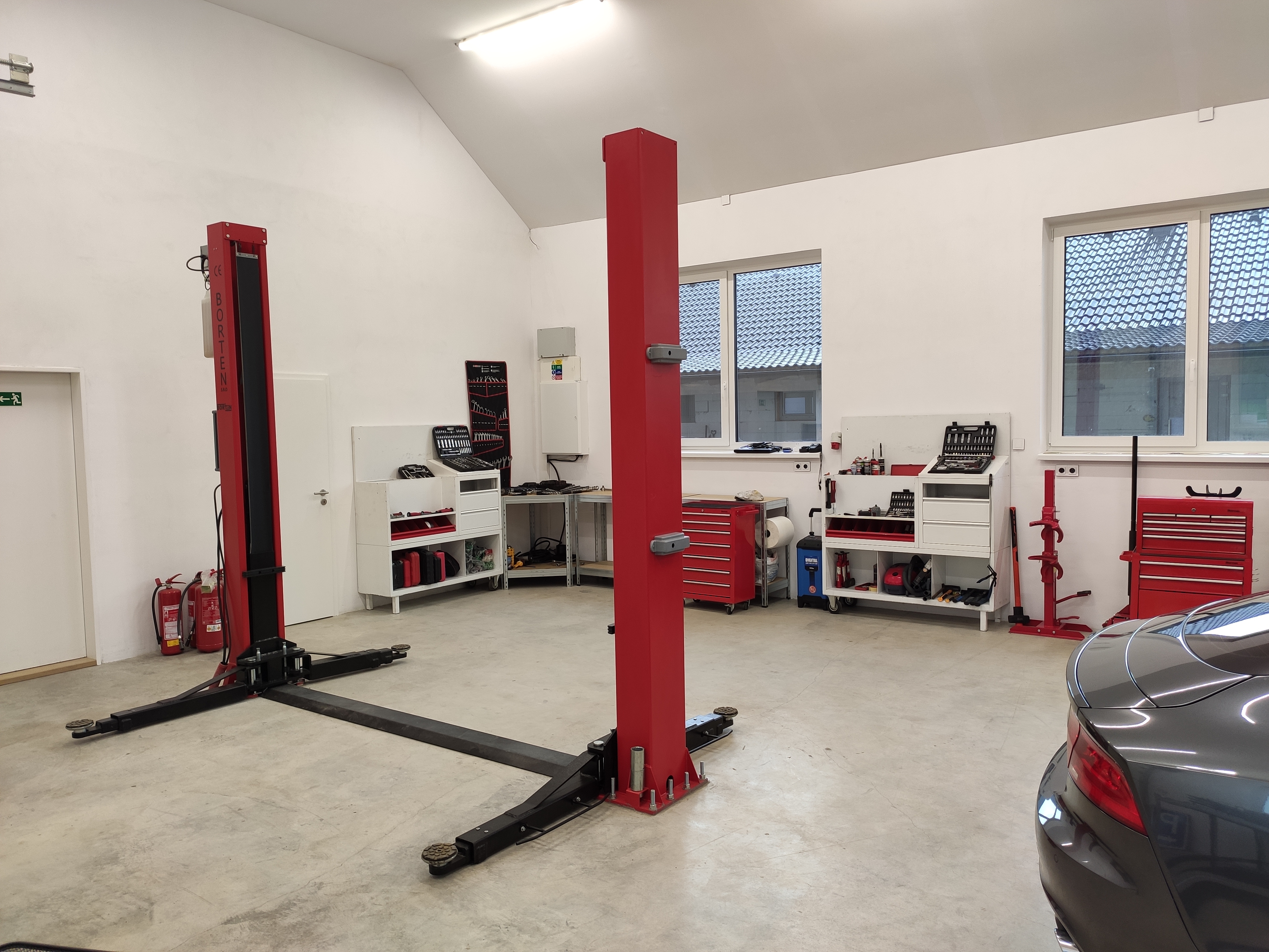 Autocentrum Varan foto 2