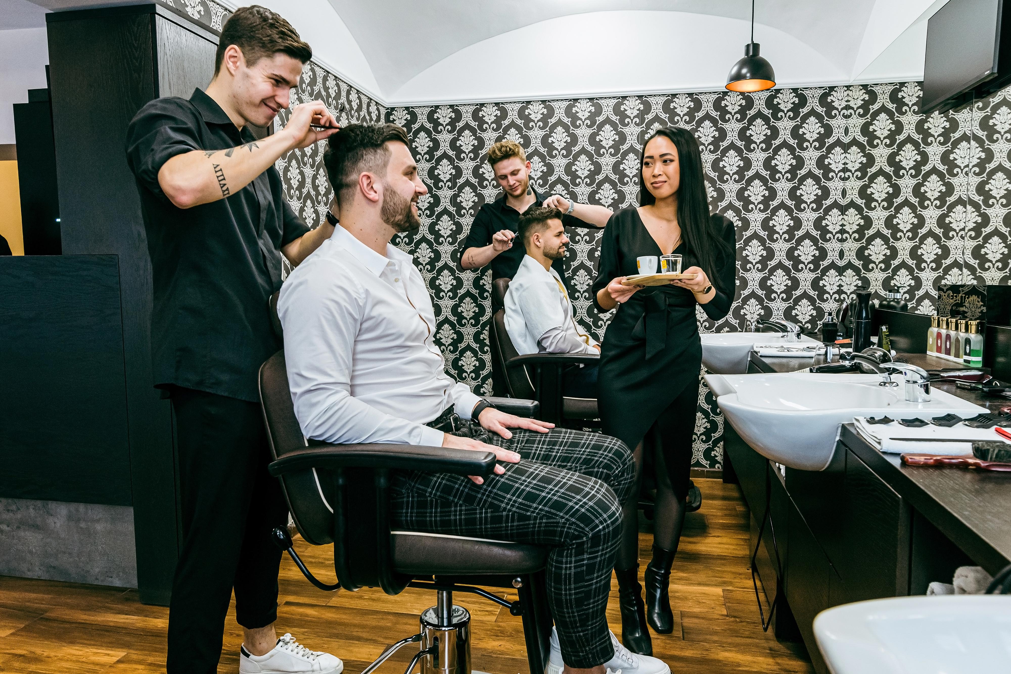 Gentlemen Brothers Barber Shop foto 4