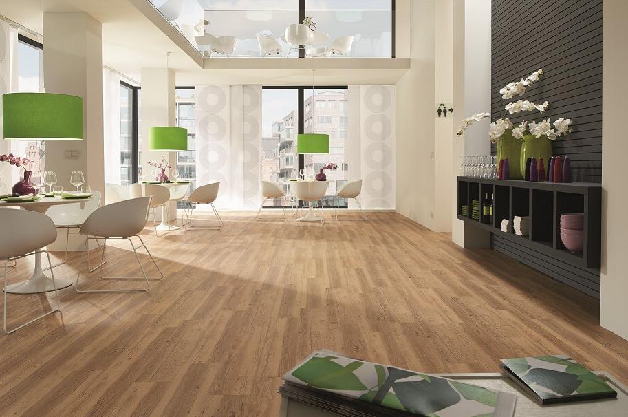 Vinylová nebo laminátová podlaha