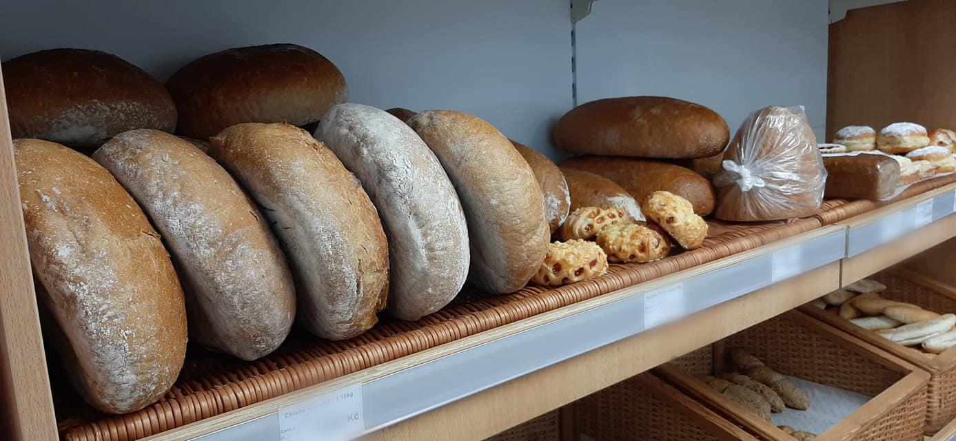 Obecní obchůdek a bistro na Veselce foto 3