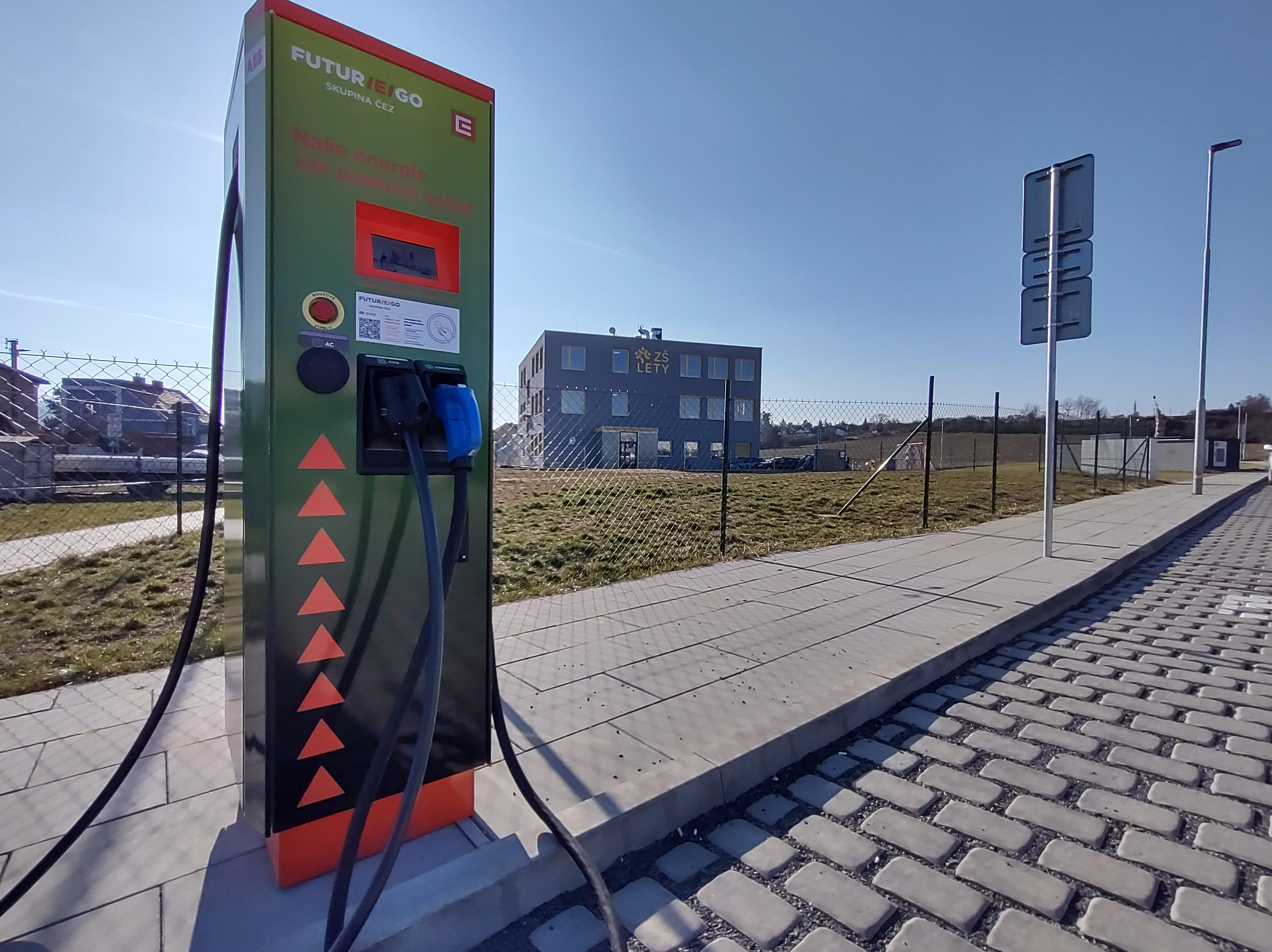 Nabíjecí stanice ČEZ