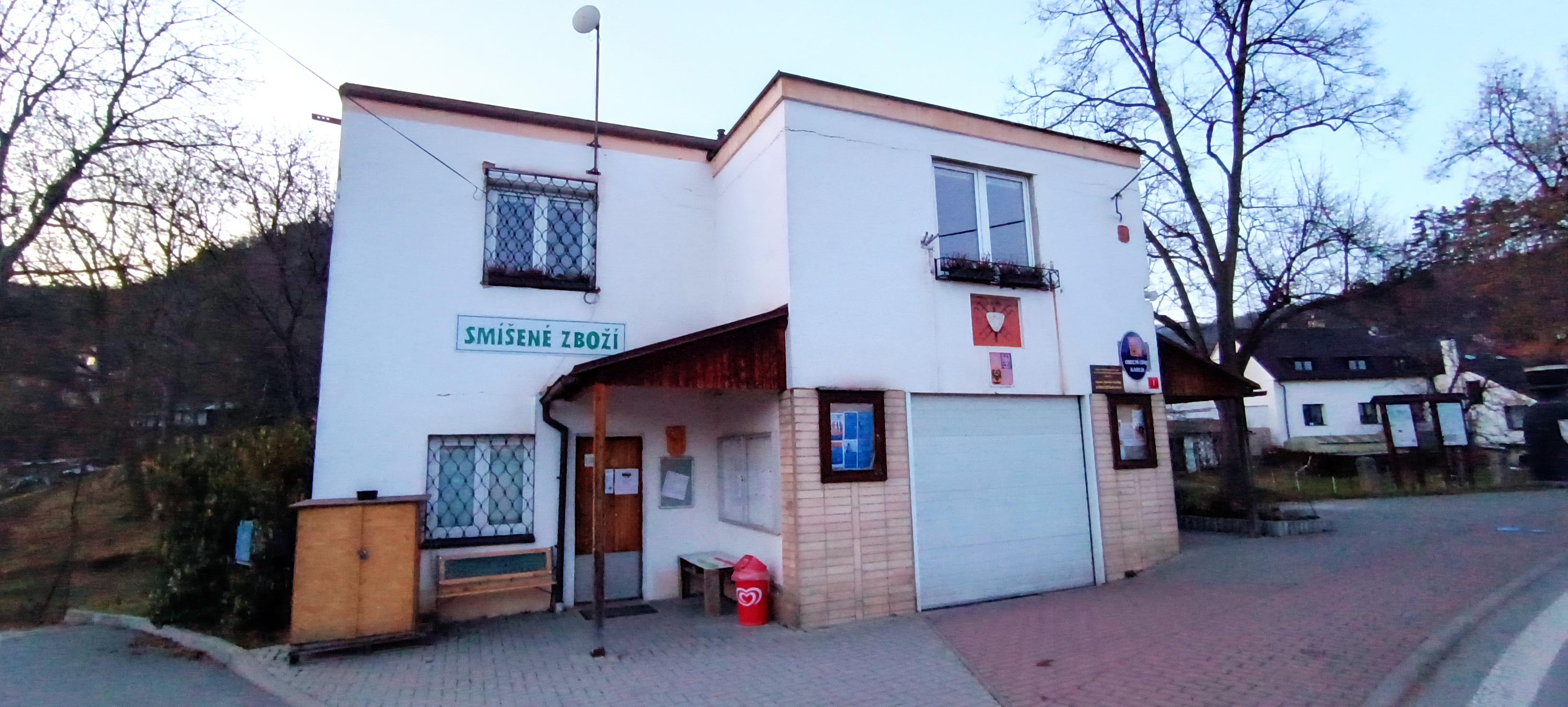 Obecní knihovna Karlík foto 3