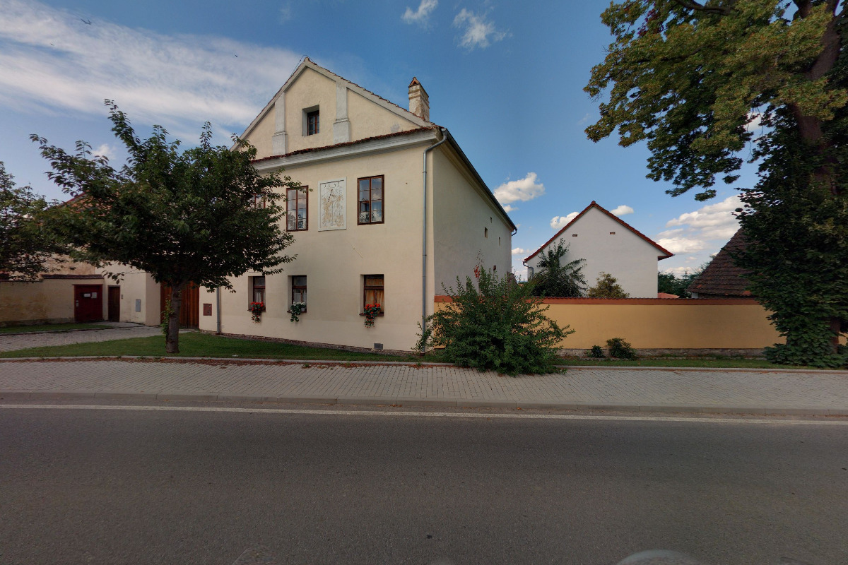 Římskokatolická farnost Dubné