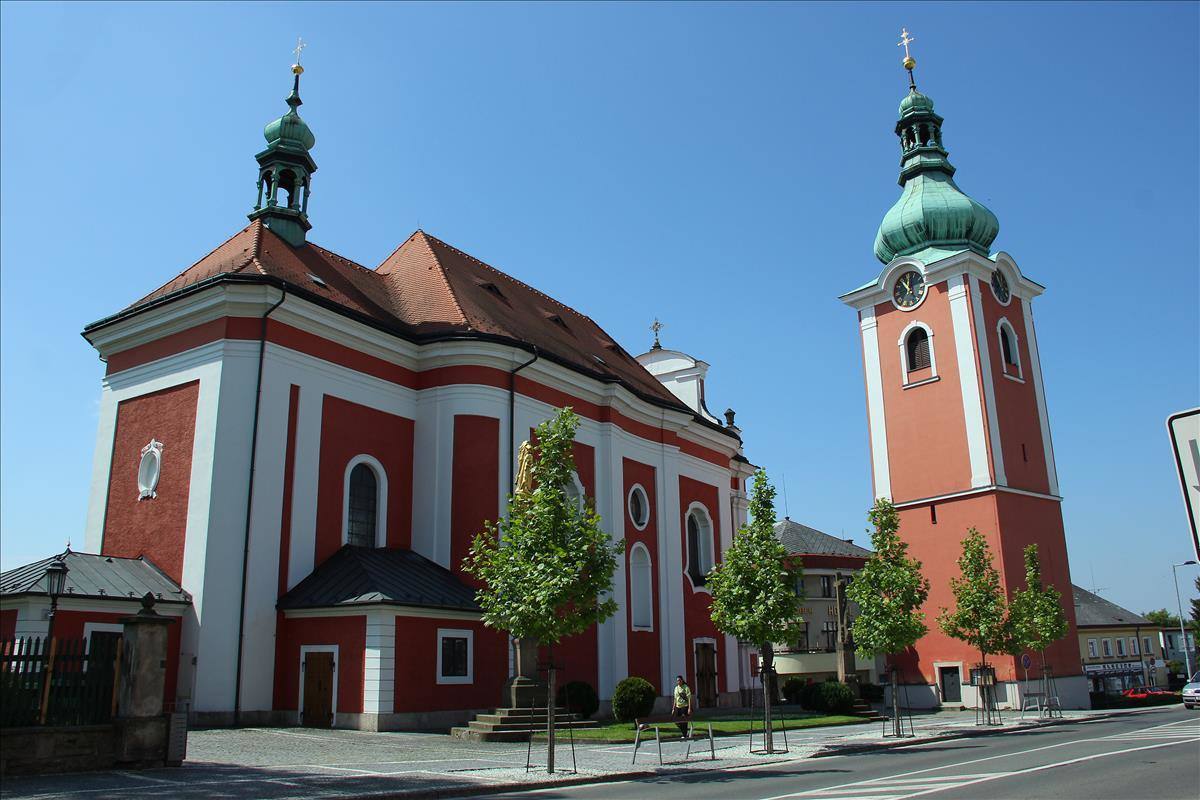 Římskokatolická farnost Červený Kostelec