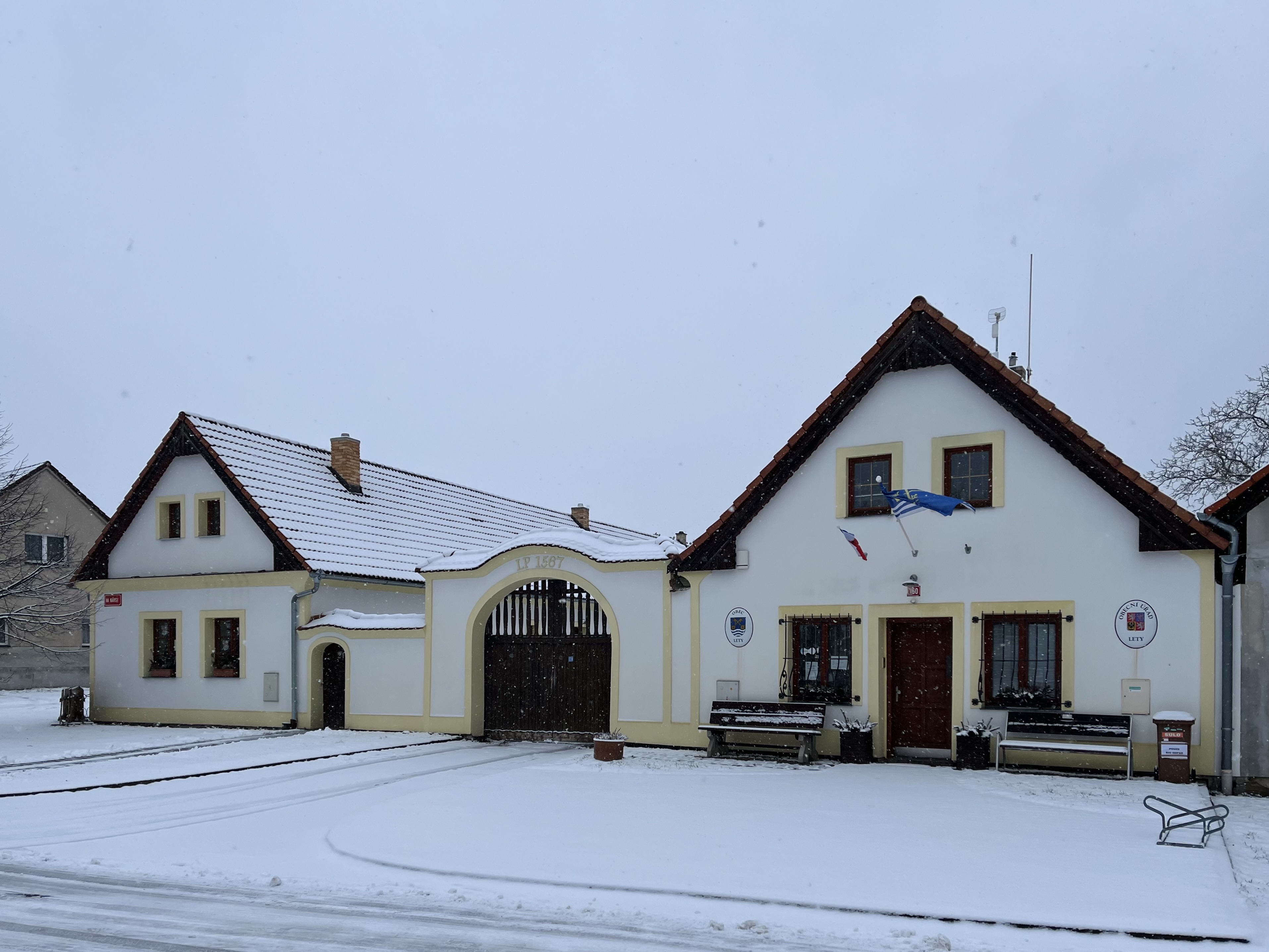 Lety - obecní úřad foto 2