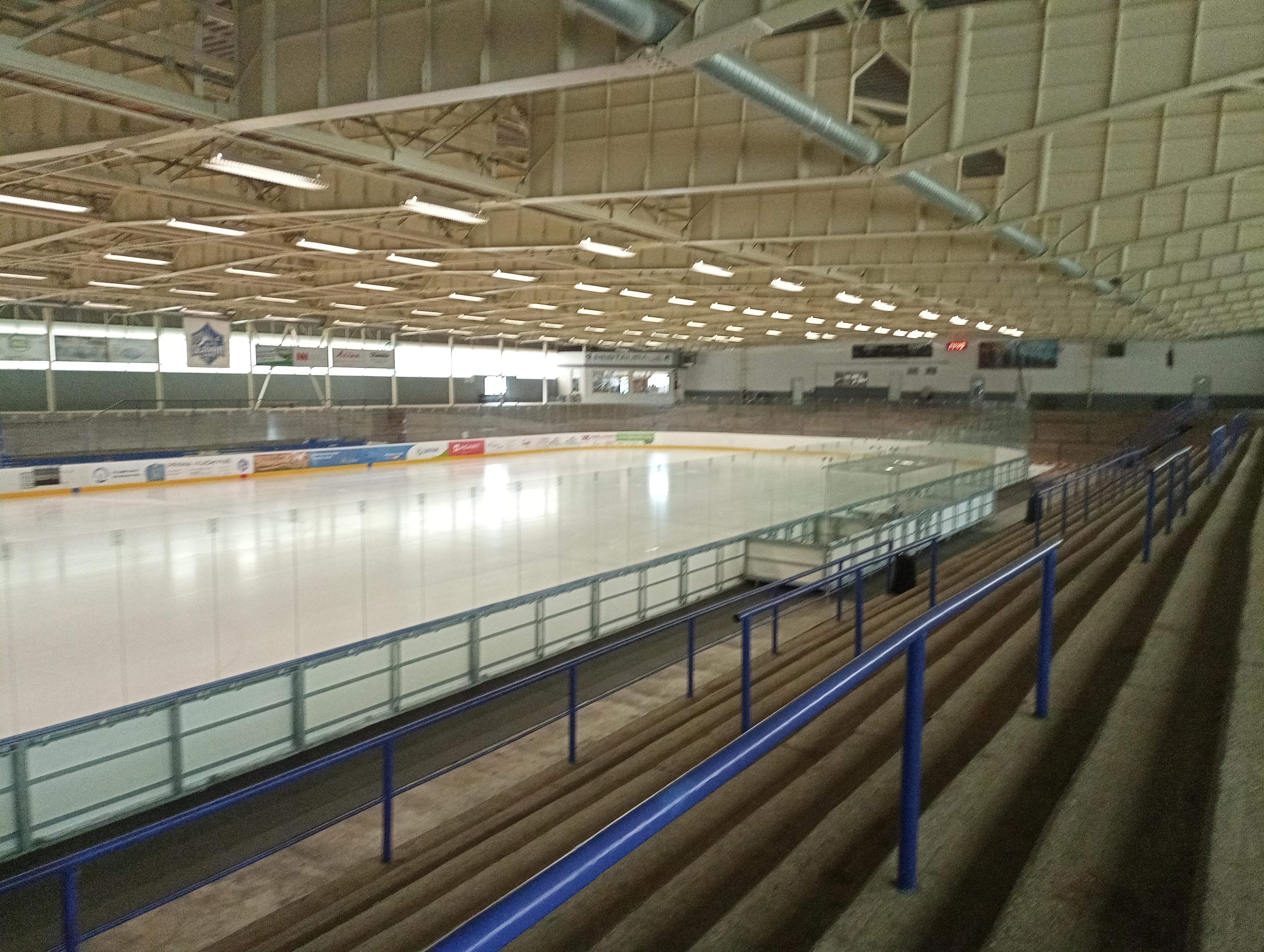 Městský zimní stadion Louny foto 2