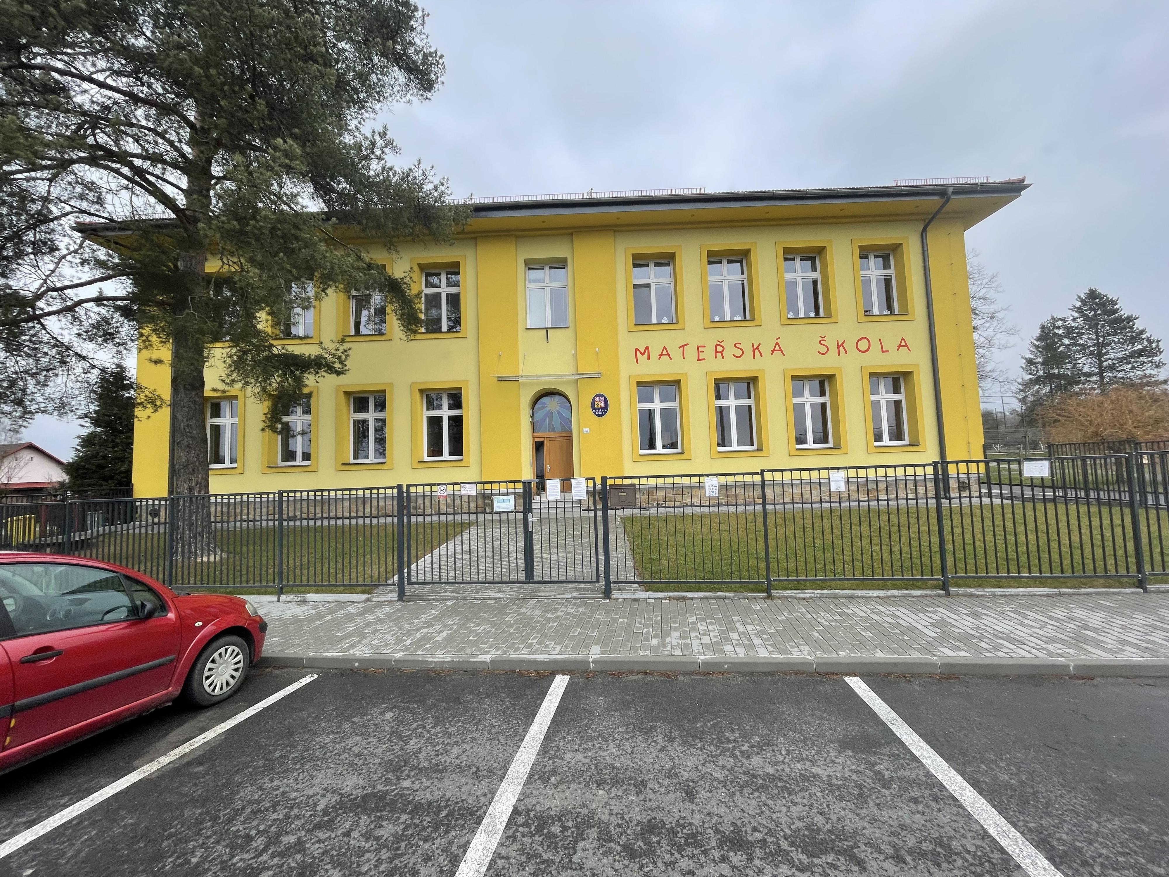 Mateřská škola Petřvald 2. května 1654 foto 2