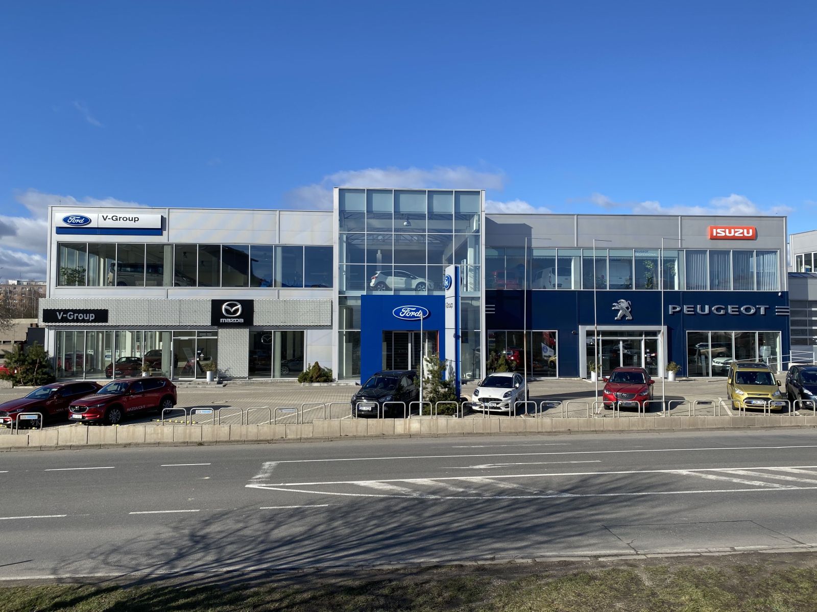 Autocentrum V-GROUP foto 2