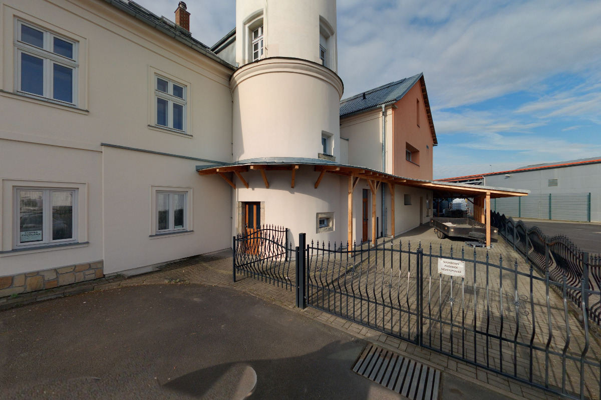 Obchodní areál ABRAHAM