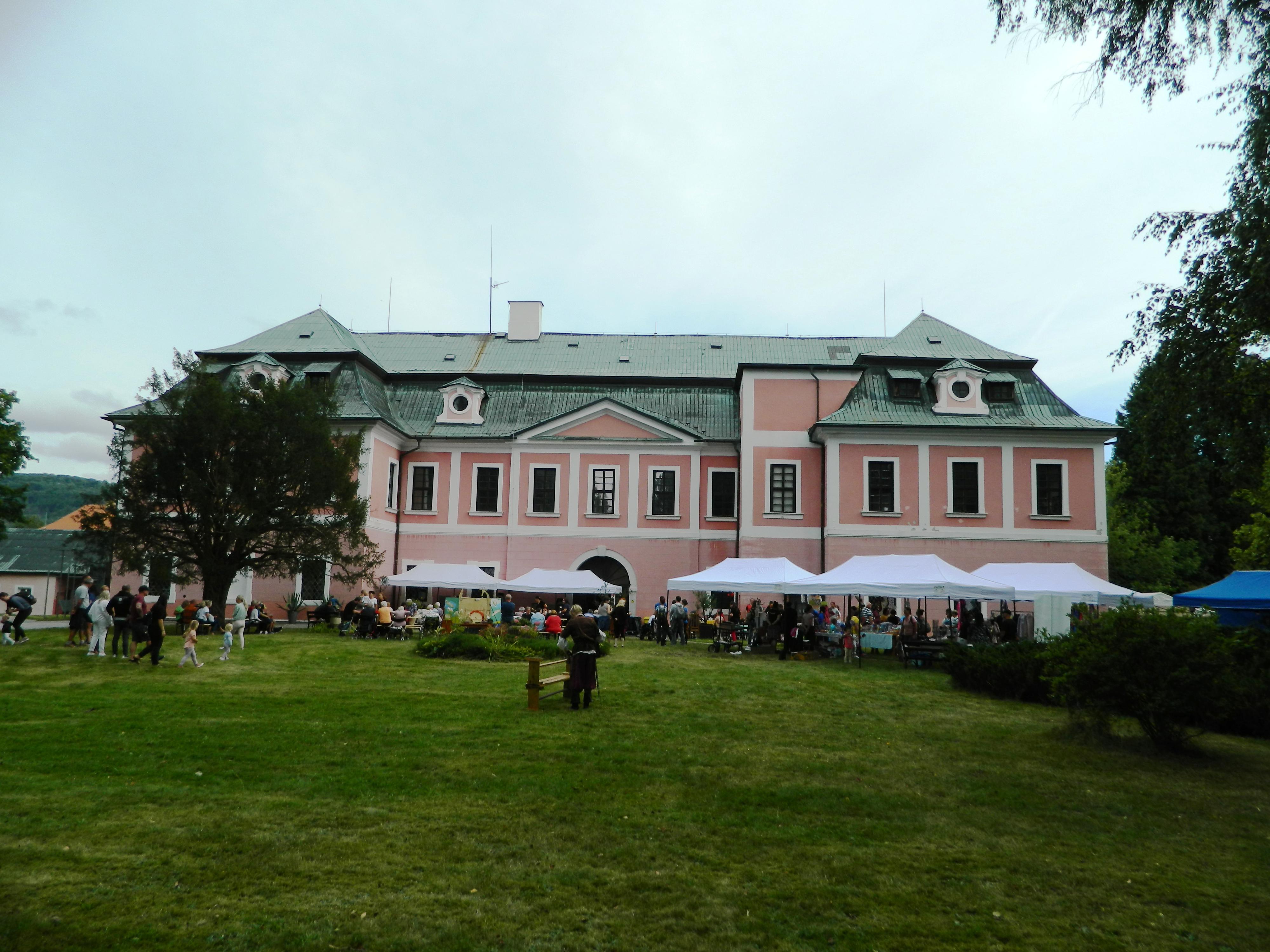 Domov důchodců Sloup v Čechách foto 3