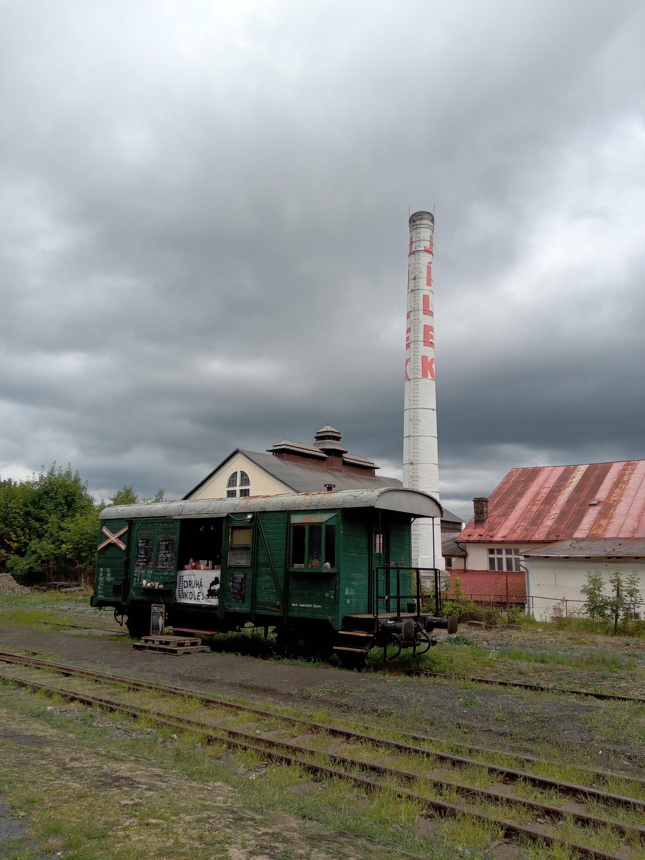 Kavárna Druhá kolej foto 6