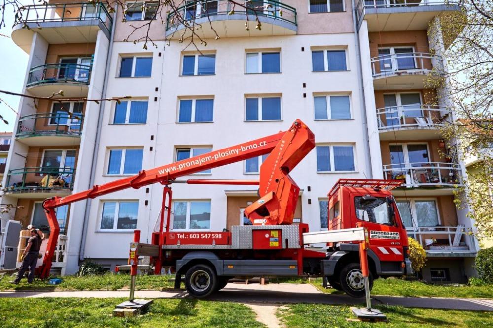 Pronájem plošiny foto 5
