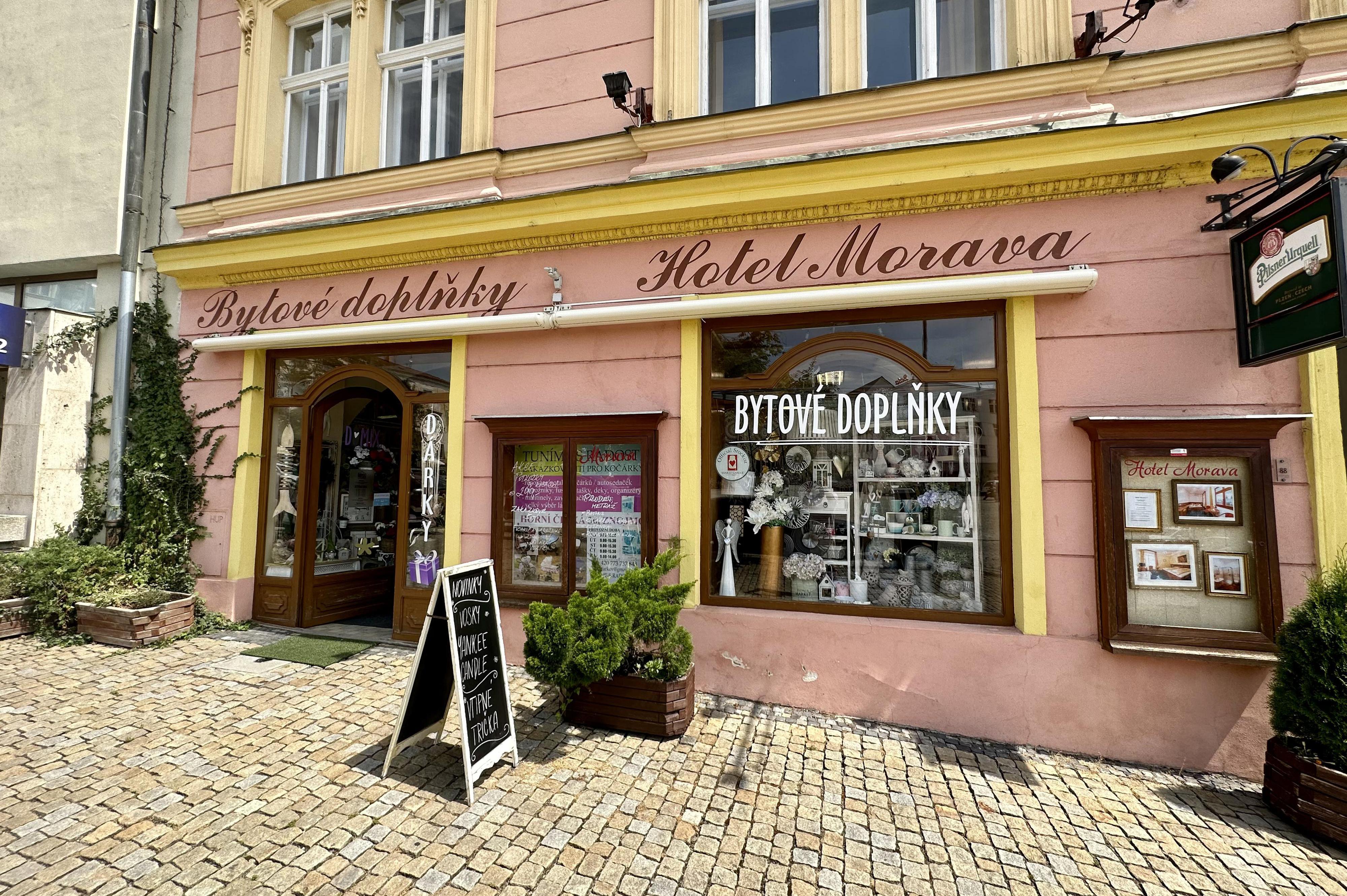 Domix - bytové doplňky