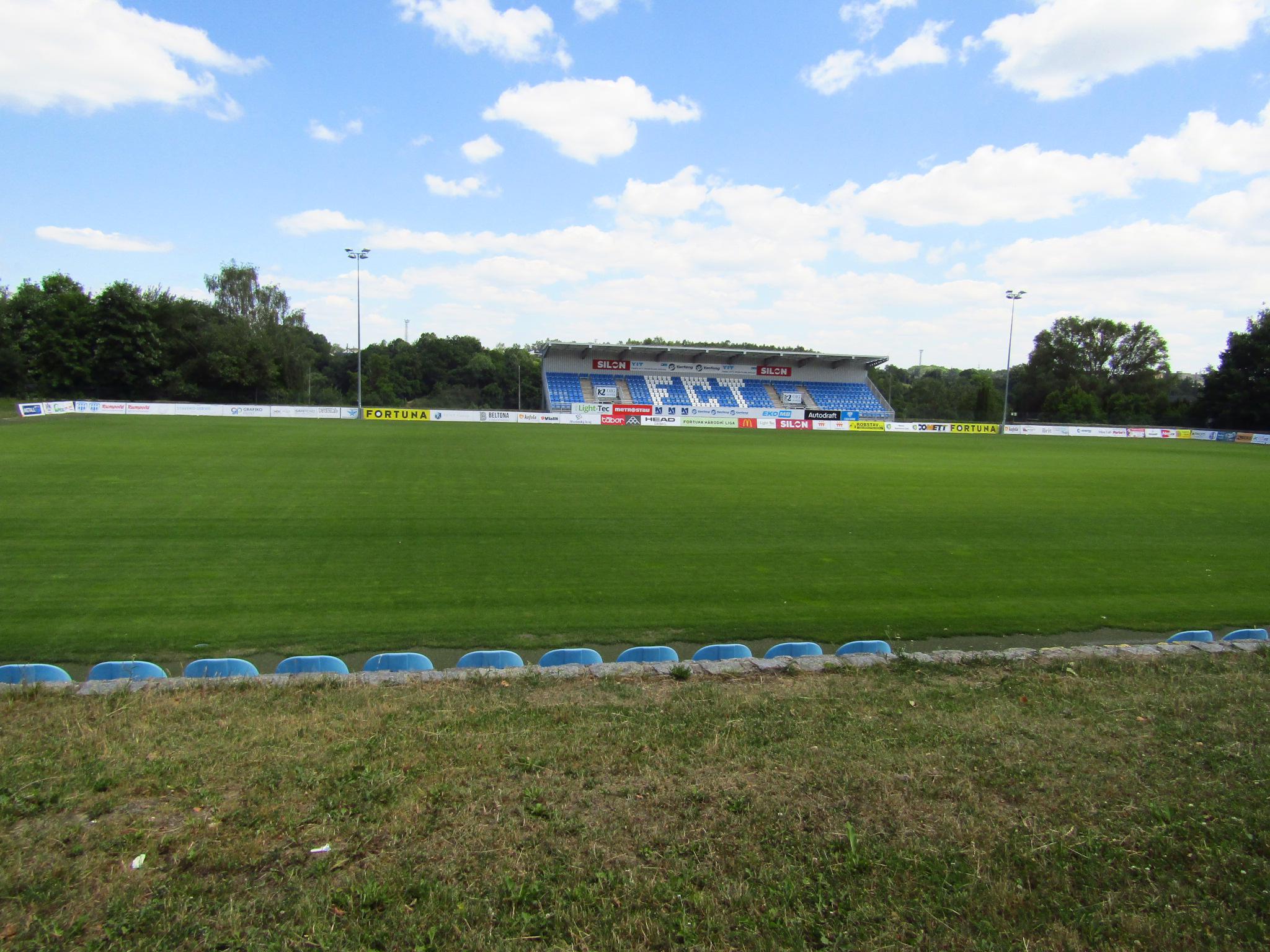 Fotbalové hřiště Kvapilova foto 2