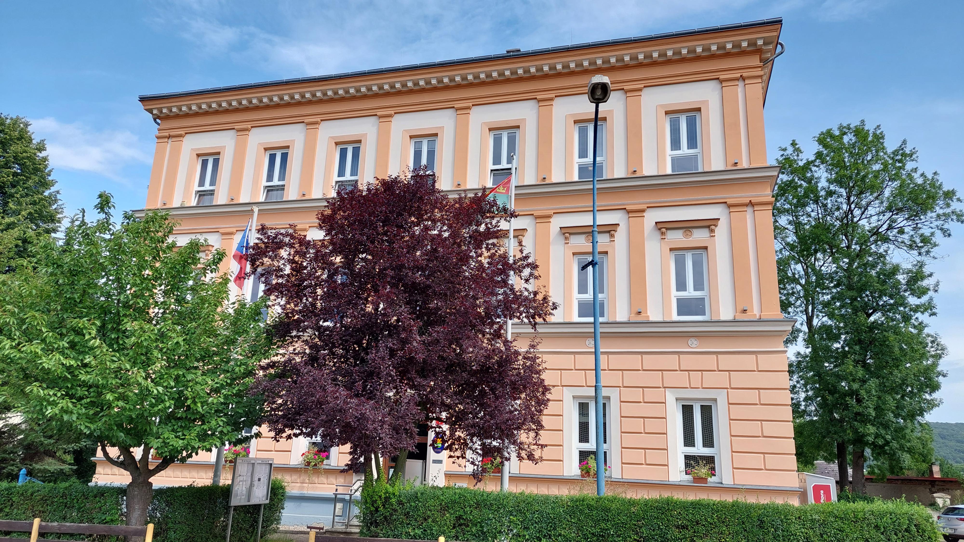 Řehlovice - obecní úřad foto 5
