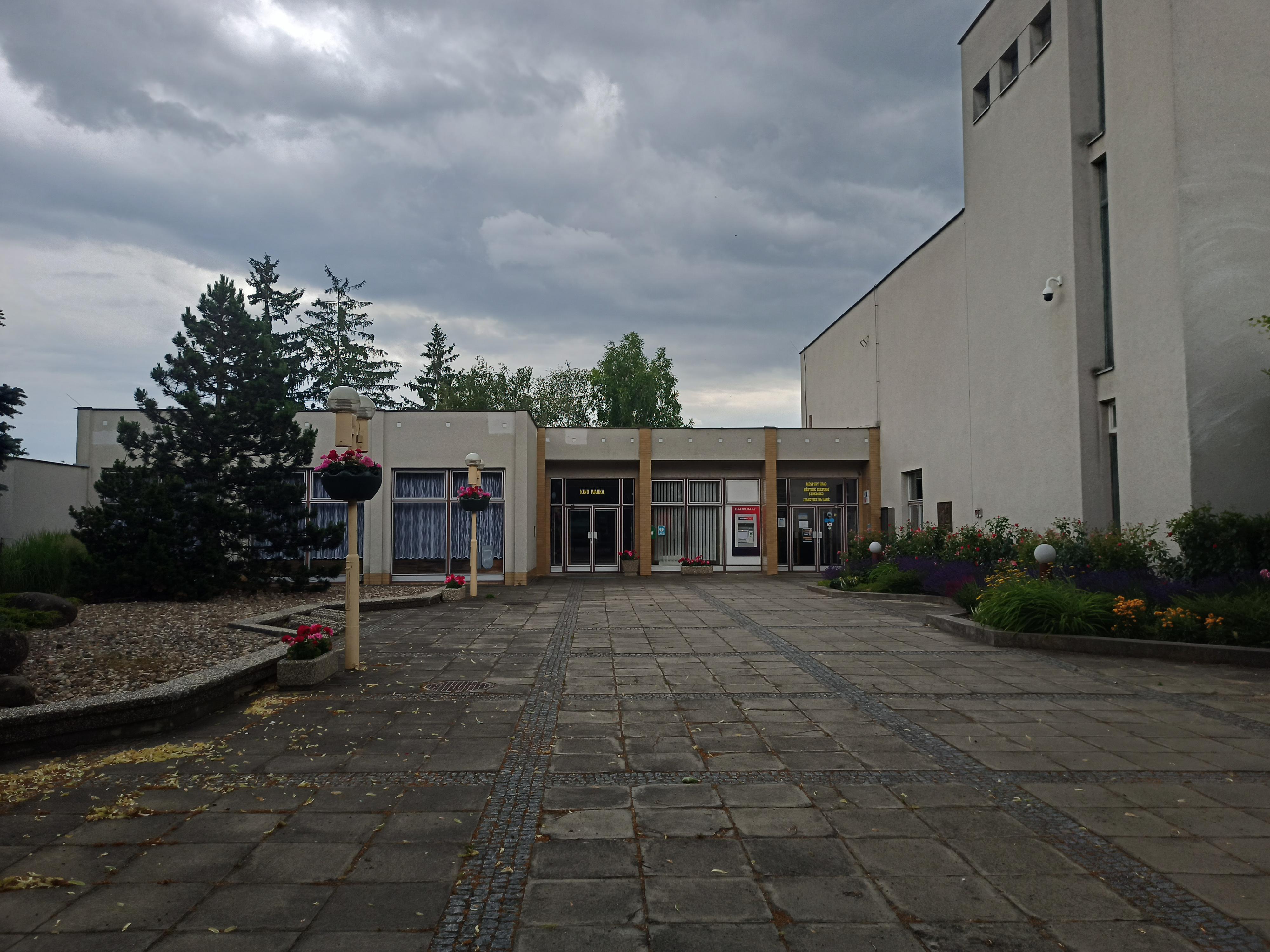 Kino Ivanka foto 2