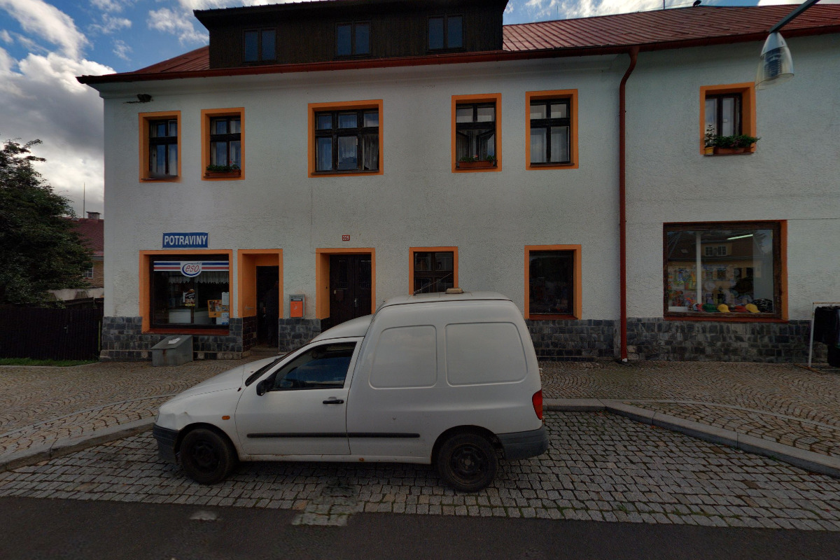 Potraviny Nám. míru 229 foto 3