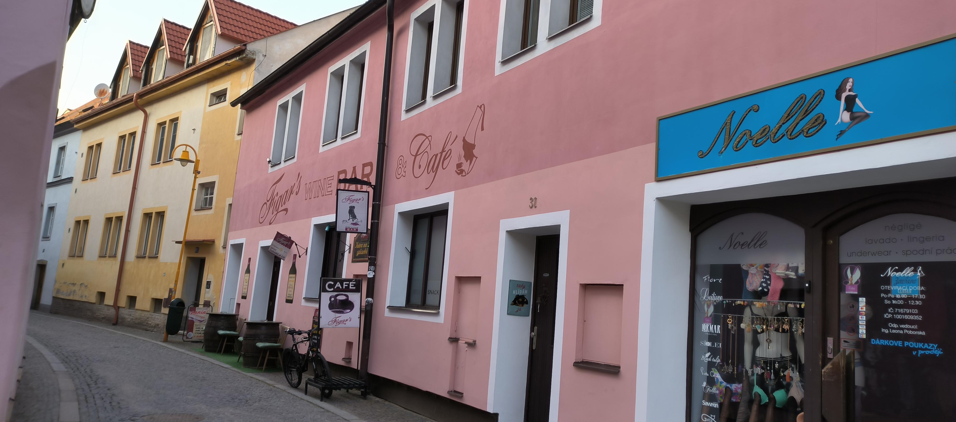 Figar's Wine & Café Bar foto 4