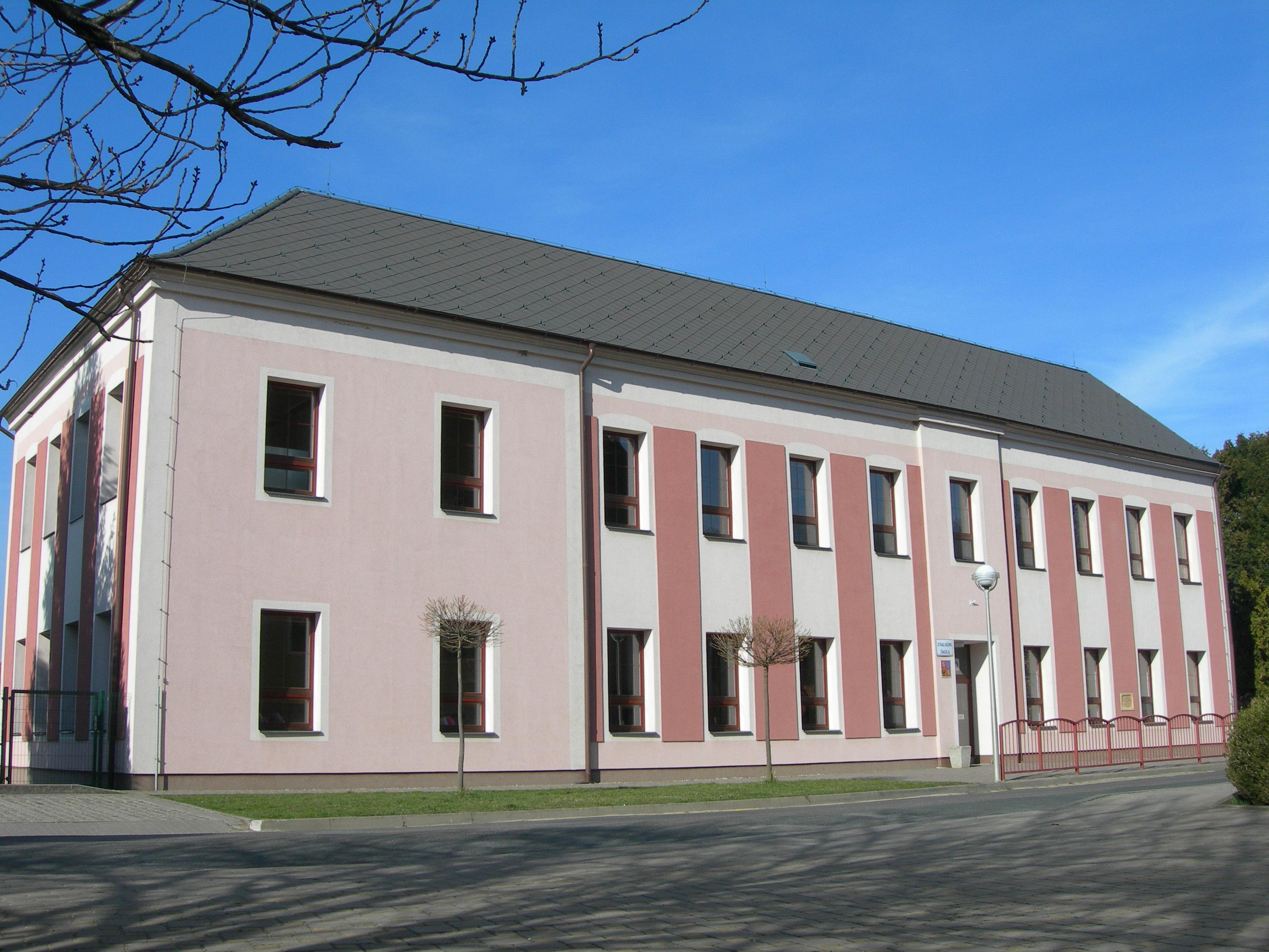 Základní škola a Mateřská škola Domanín, okres Hodonín