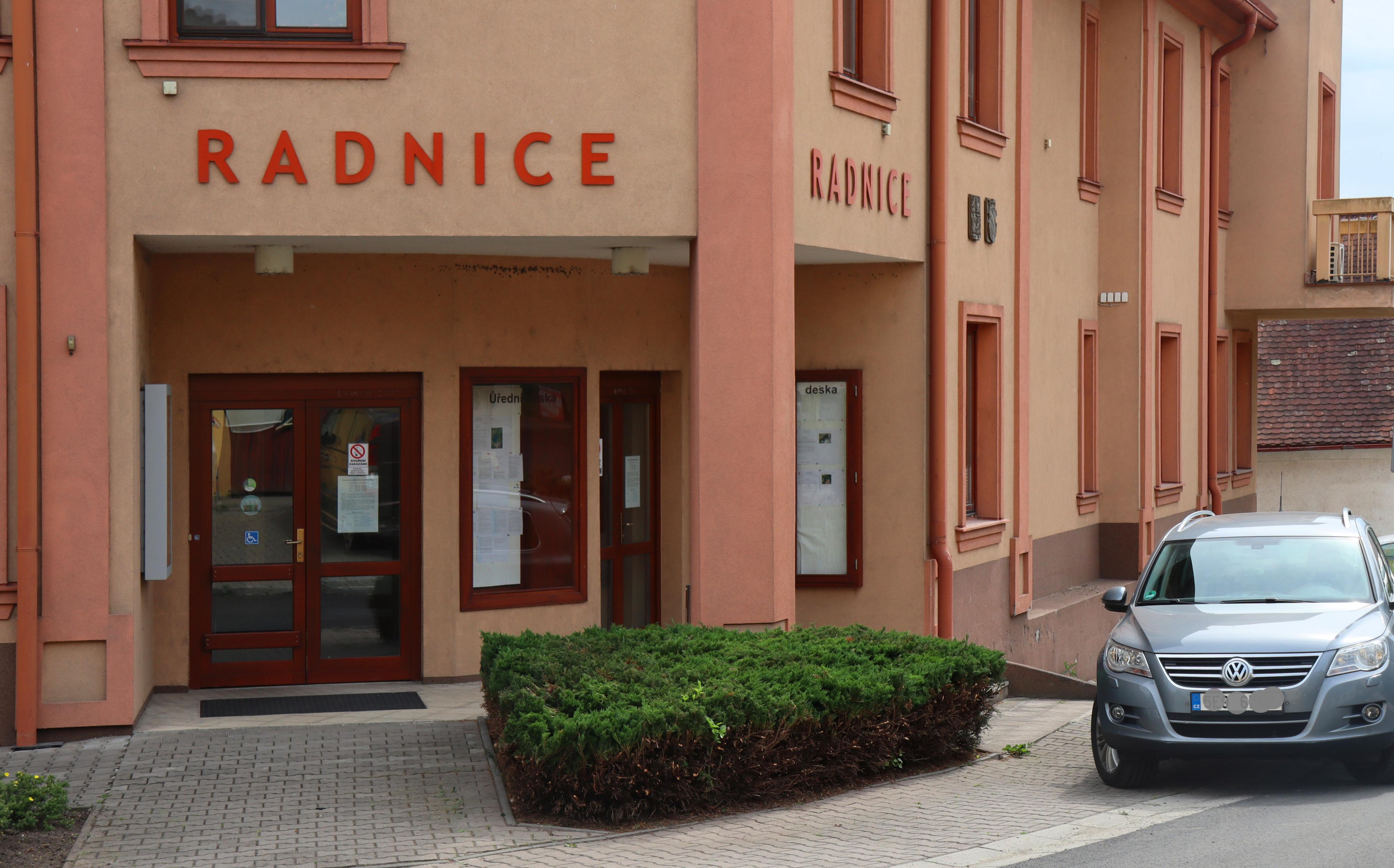 Sezemice - městský úřad foto 4