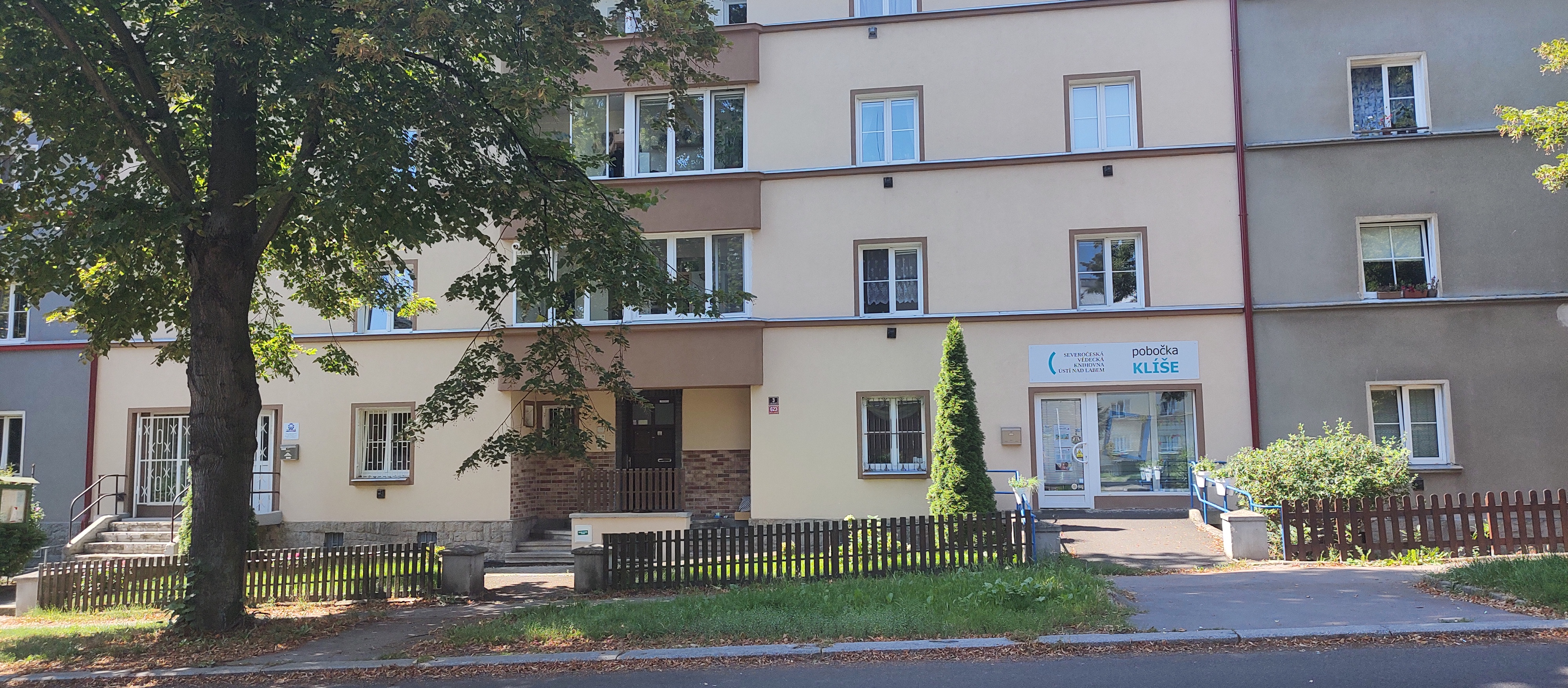 Knihovna Ústeckého kraje - Pobočka Klíše foto 2