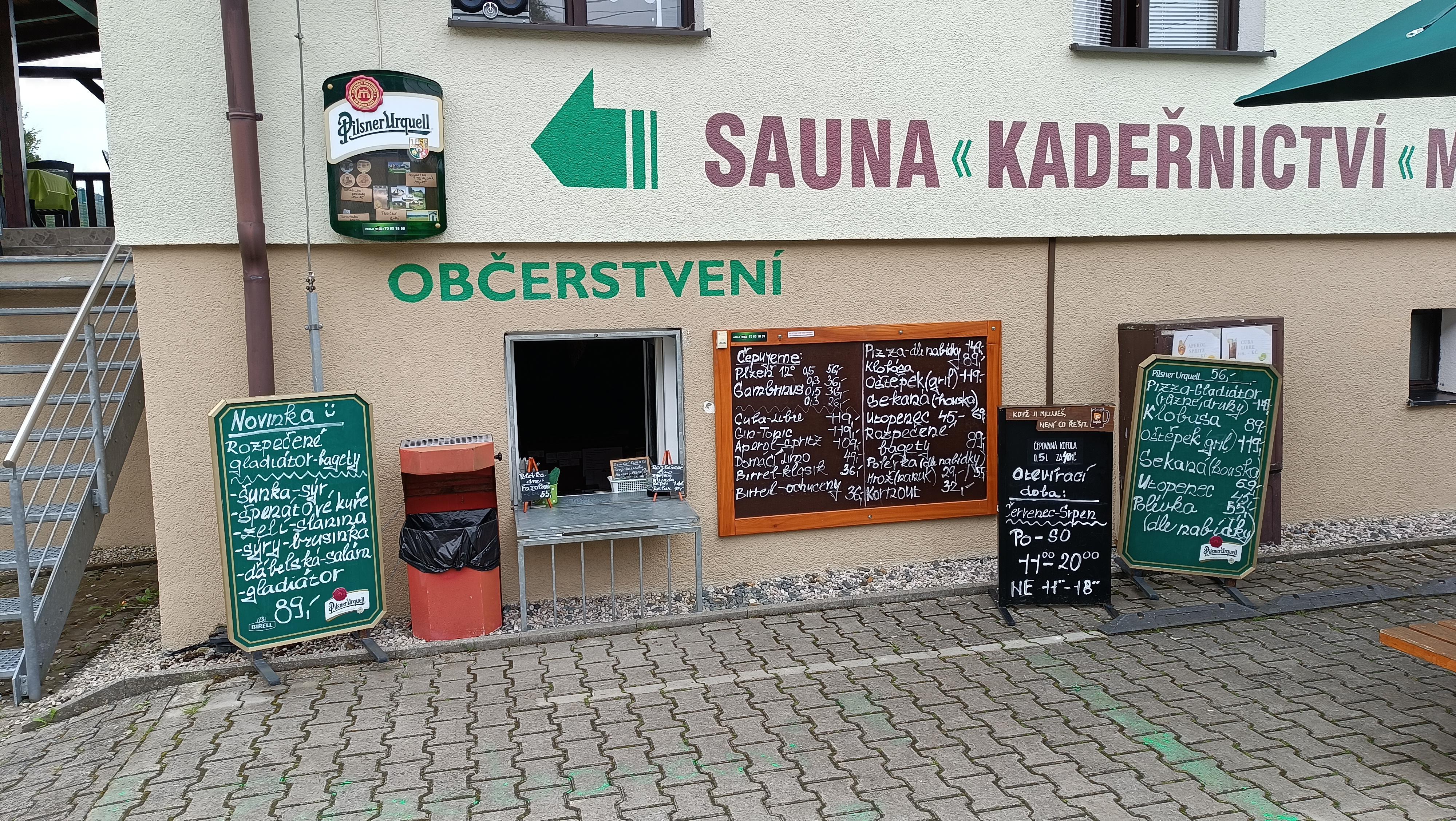 Občerstvení na bowlingu foto 2