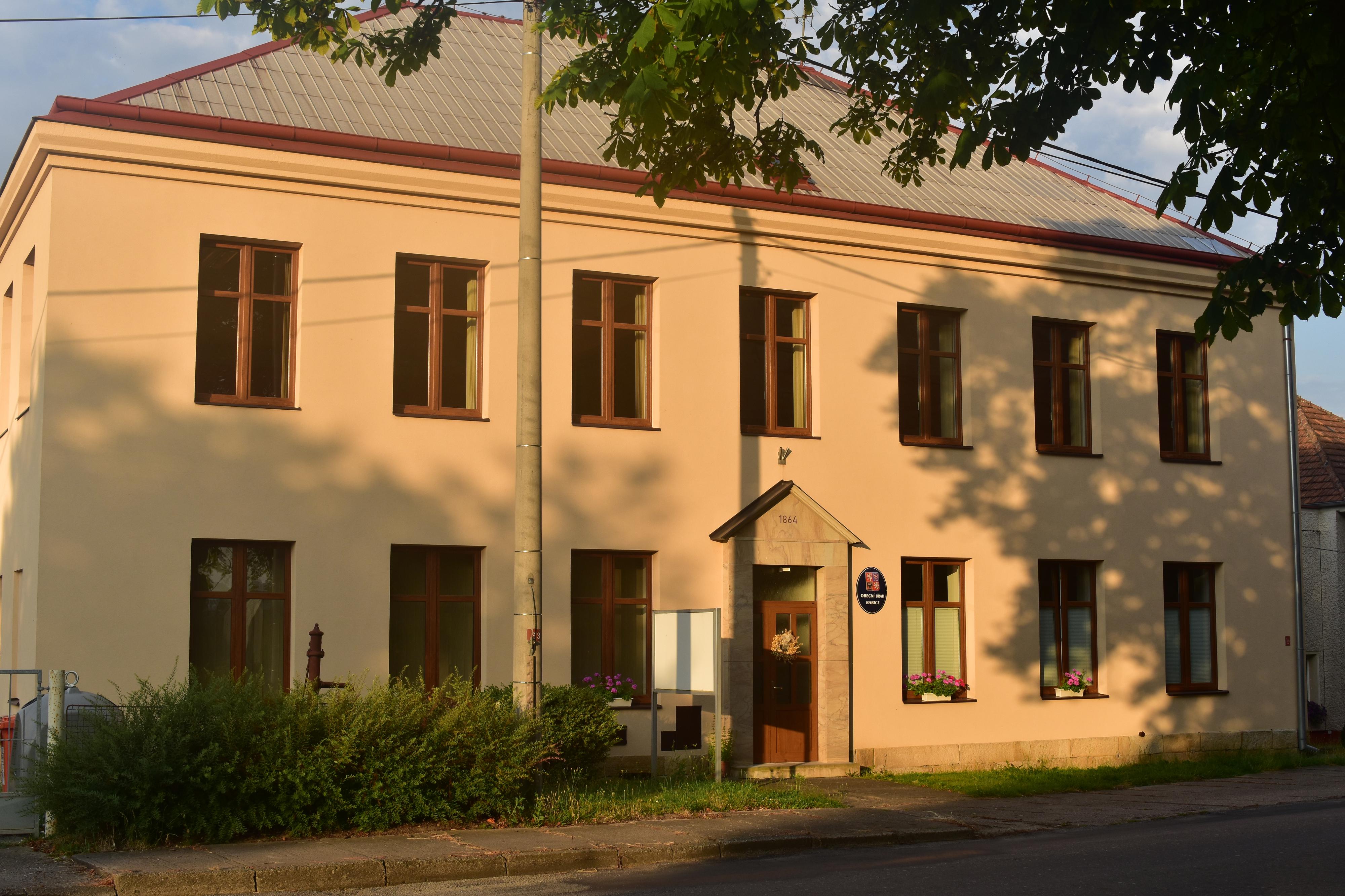 Babice - obecní úřad foto 2