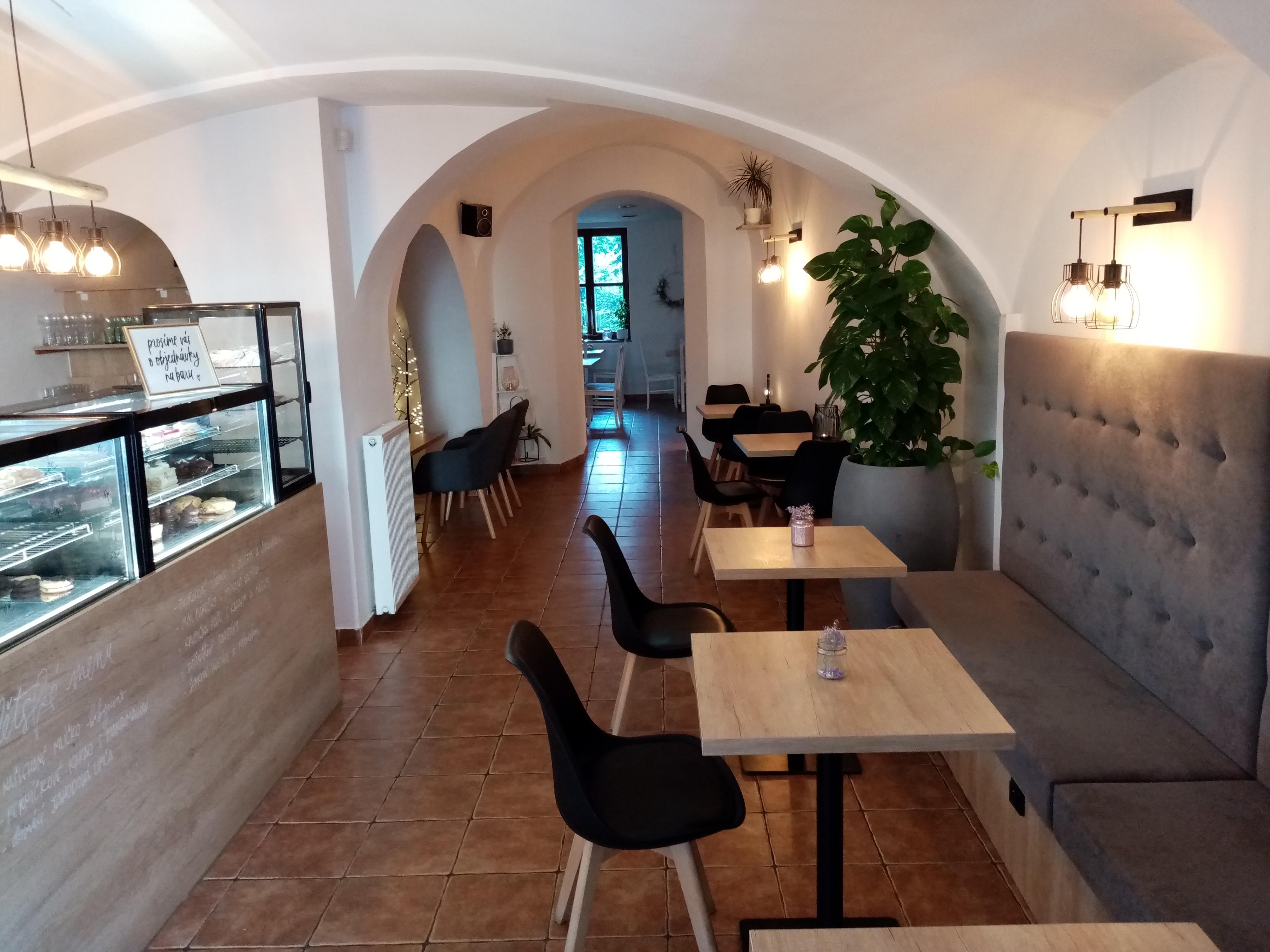 Cukrárna a kavárna Pod Lampou foto 5