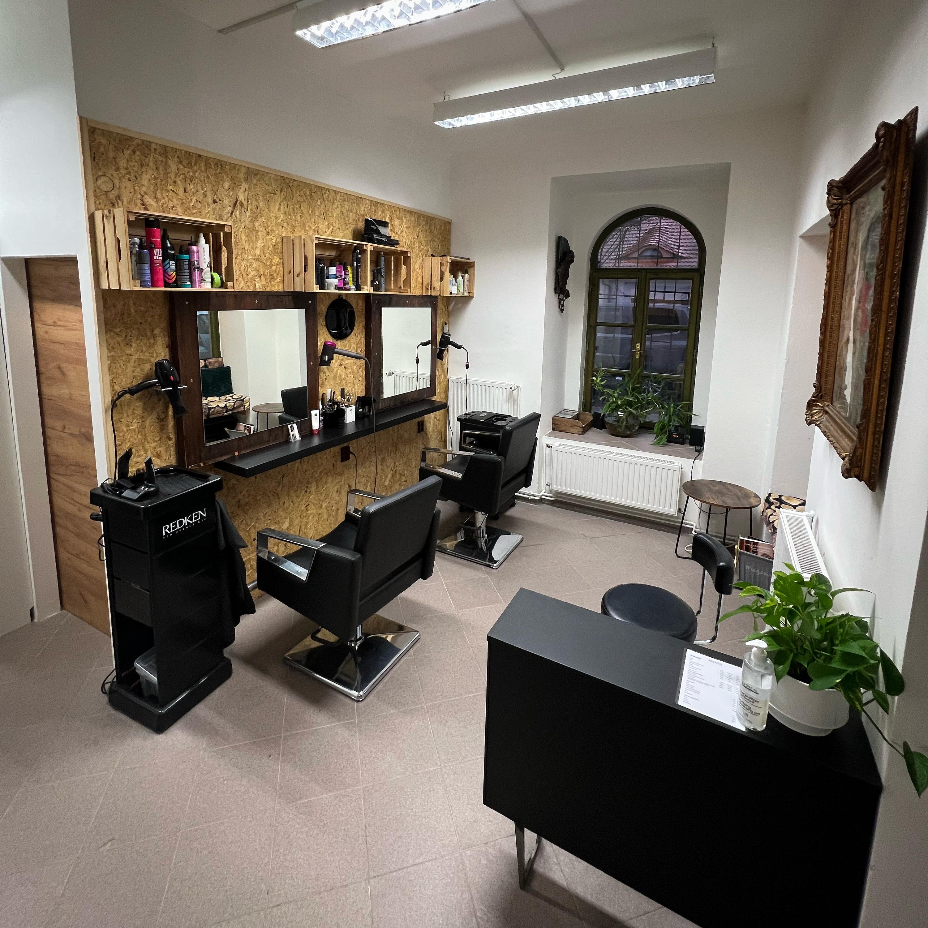 Salon Jarka Kašová - kadeřnictví foto 5