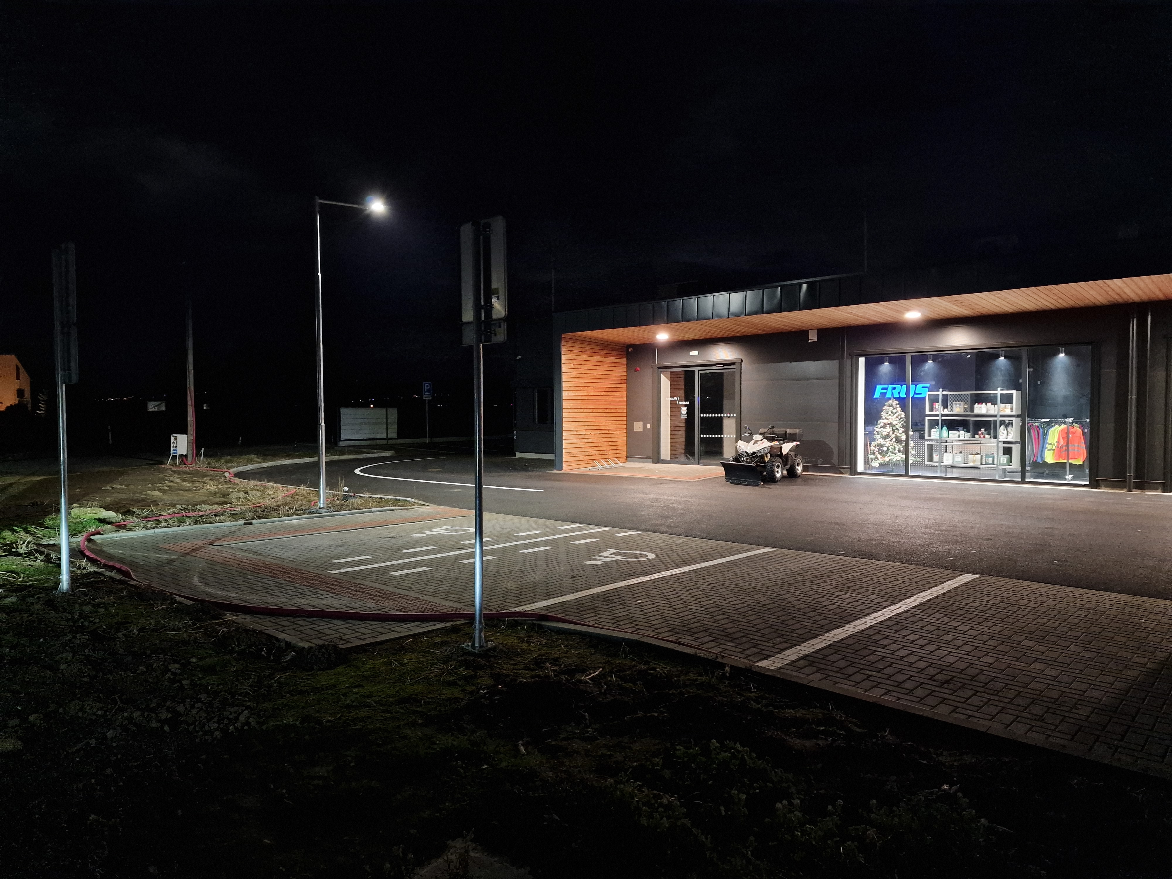 FROS ZPS - velkoobchod drogerie a ochranných pracovních pomůcek foto 4