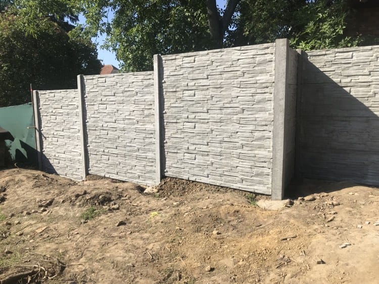 PLOTZLIN - Montáž betonových plotů foto 4