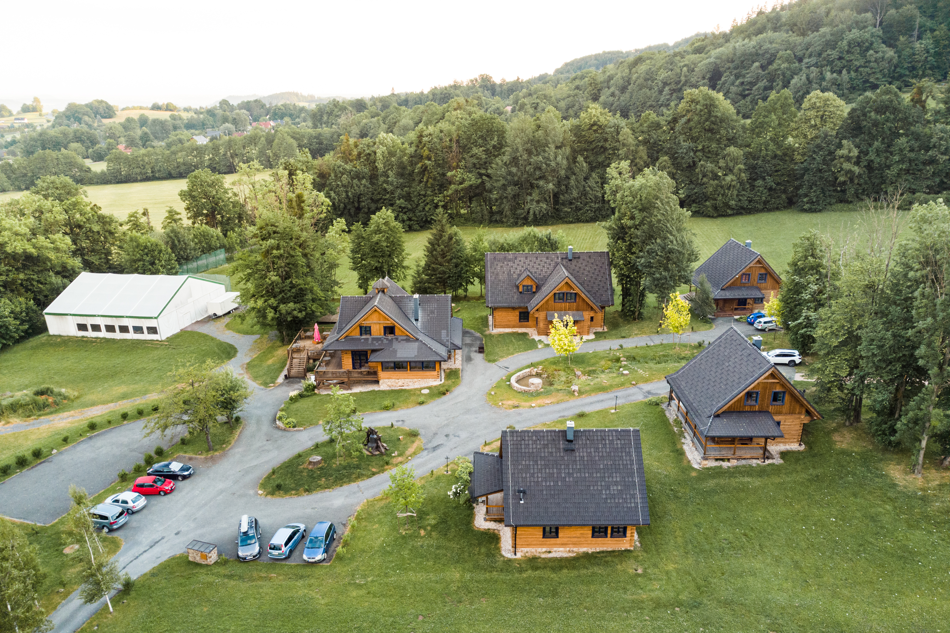 Konferenční centrum Malenovice (Hotel a roubenky) foto 3