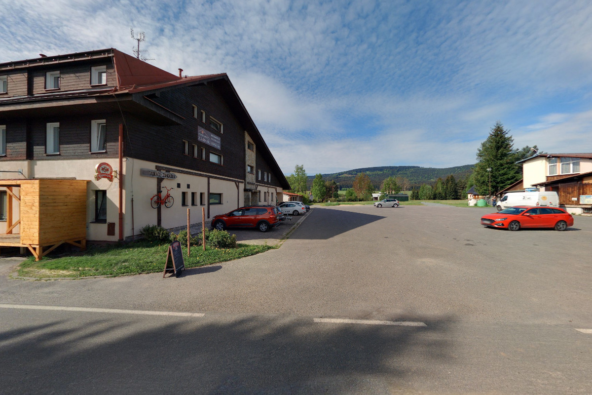 Nabíjecí stanice FIAPO foto 1