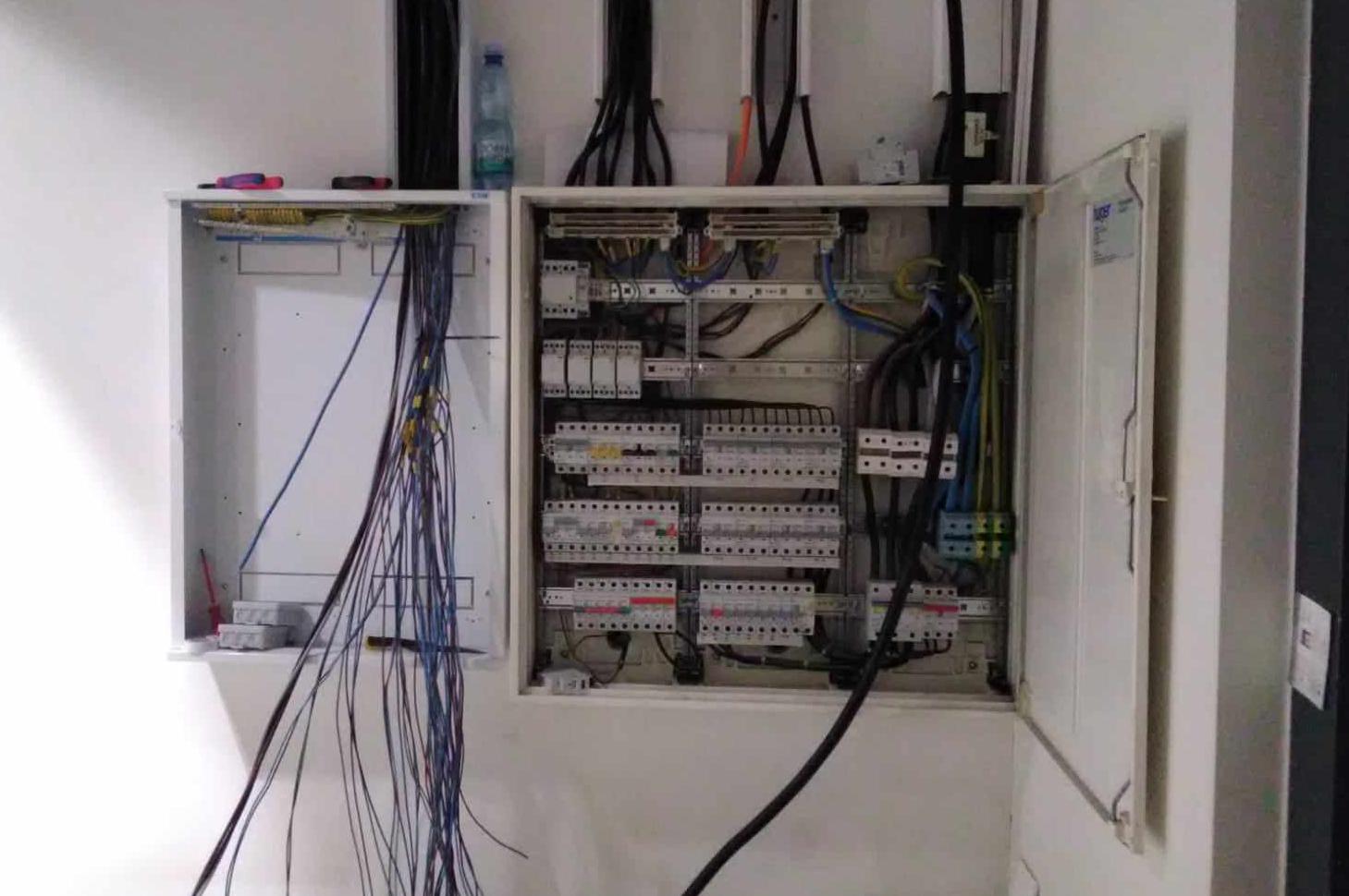 Michal Smejkal - elektro práce, elektrikář (Jeseník a okolí)