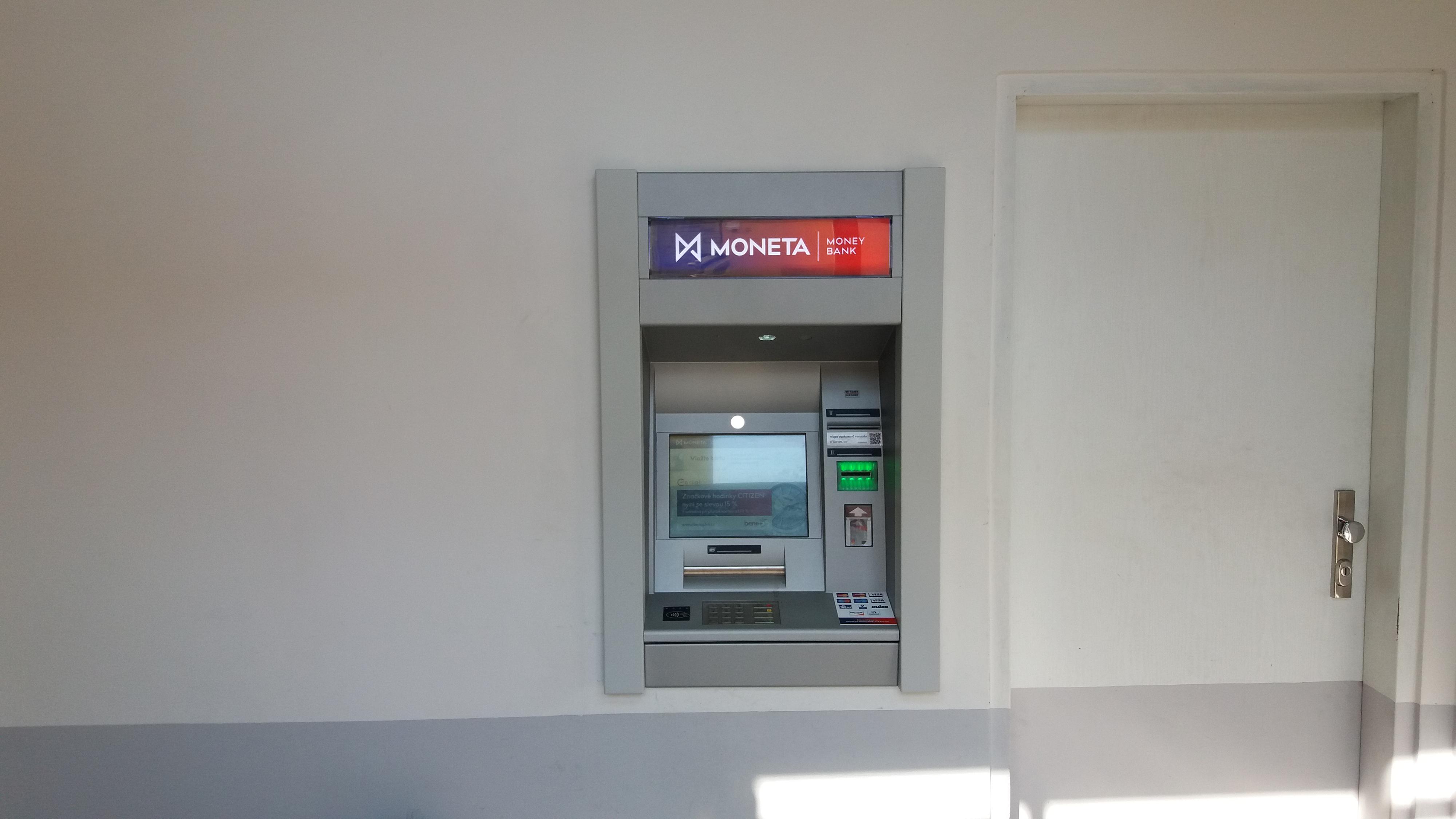 Bankomat MONETA Money Bank vkladový foto 2