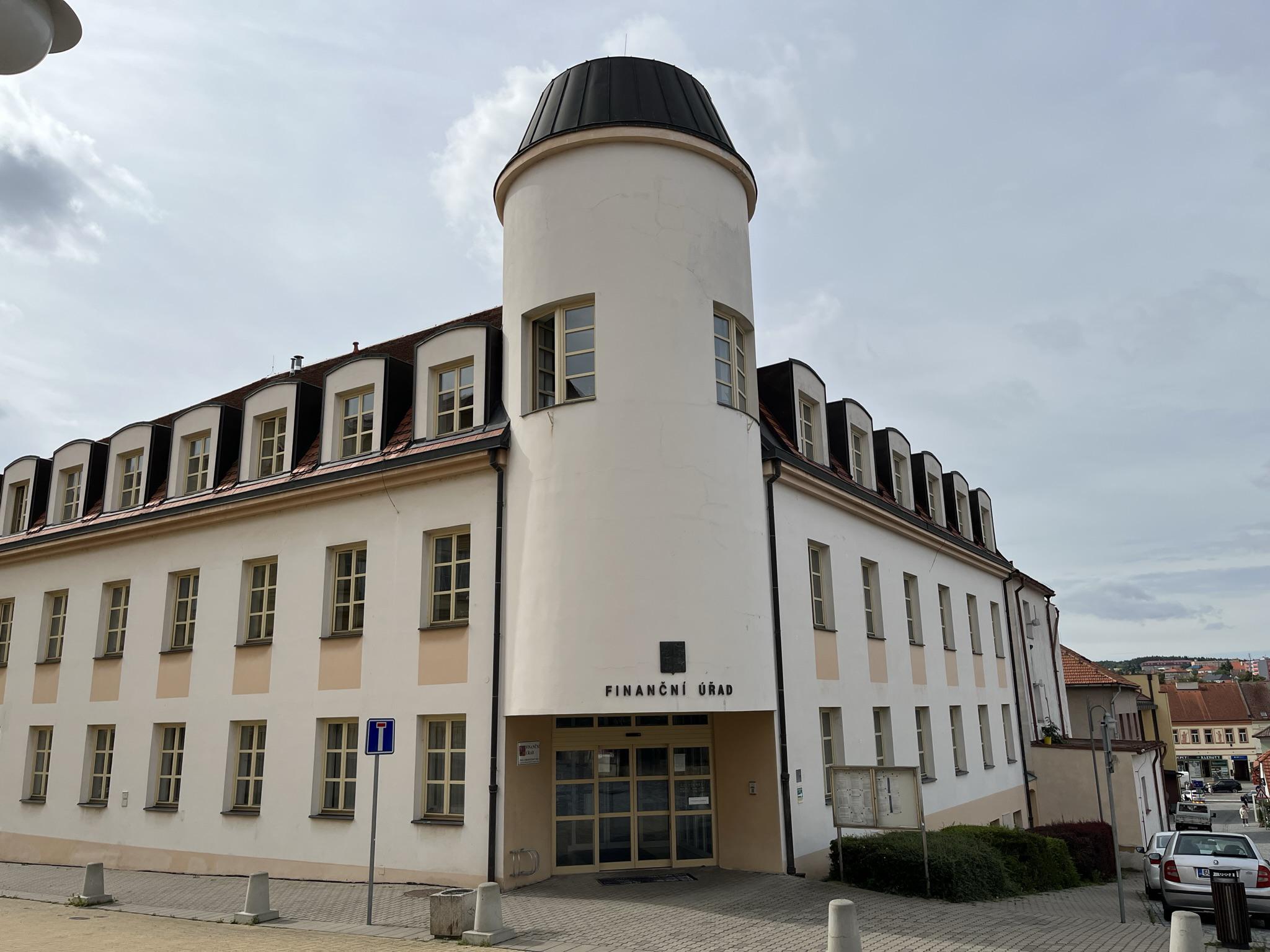 Finanční úřad pro Středočeský kraj - Územní pracoviště v Rakovníku foto 2