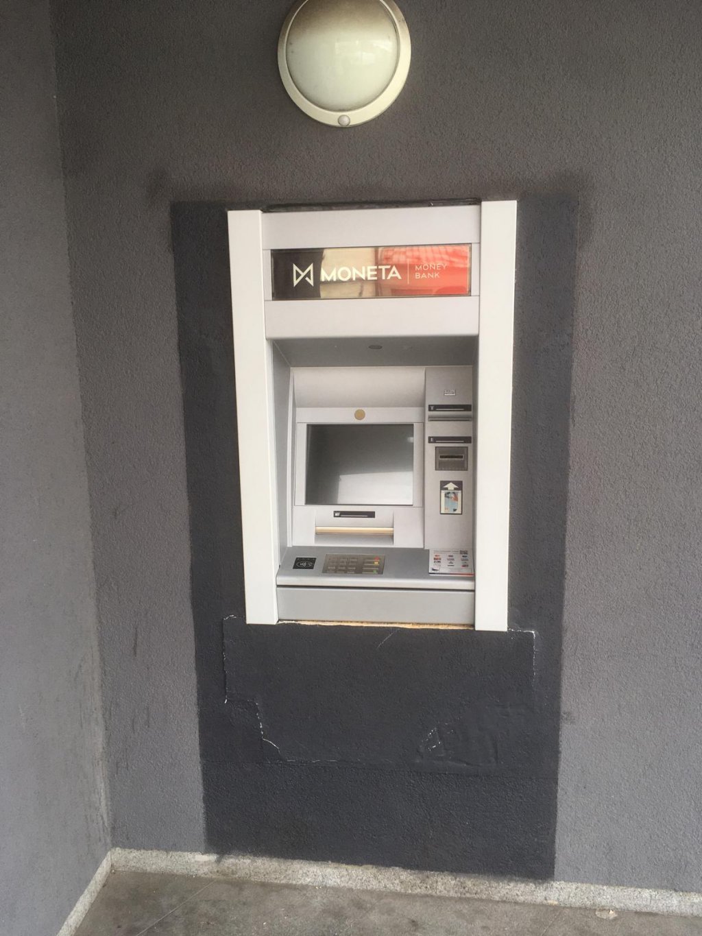 Bankomat MONETA Money Bank vkladový foto 2