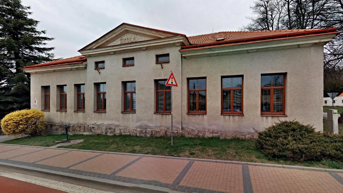 Základní škola a mateřská škola Krahulčí, okres Jihlava, příspěvková organizace