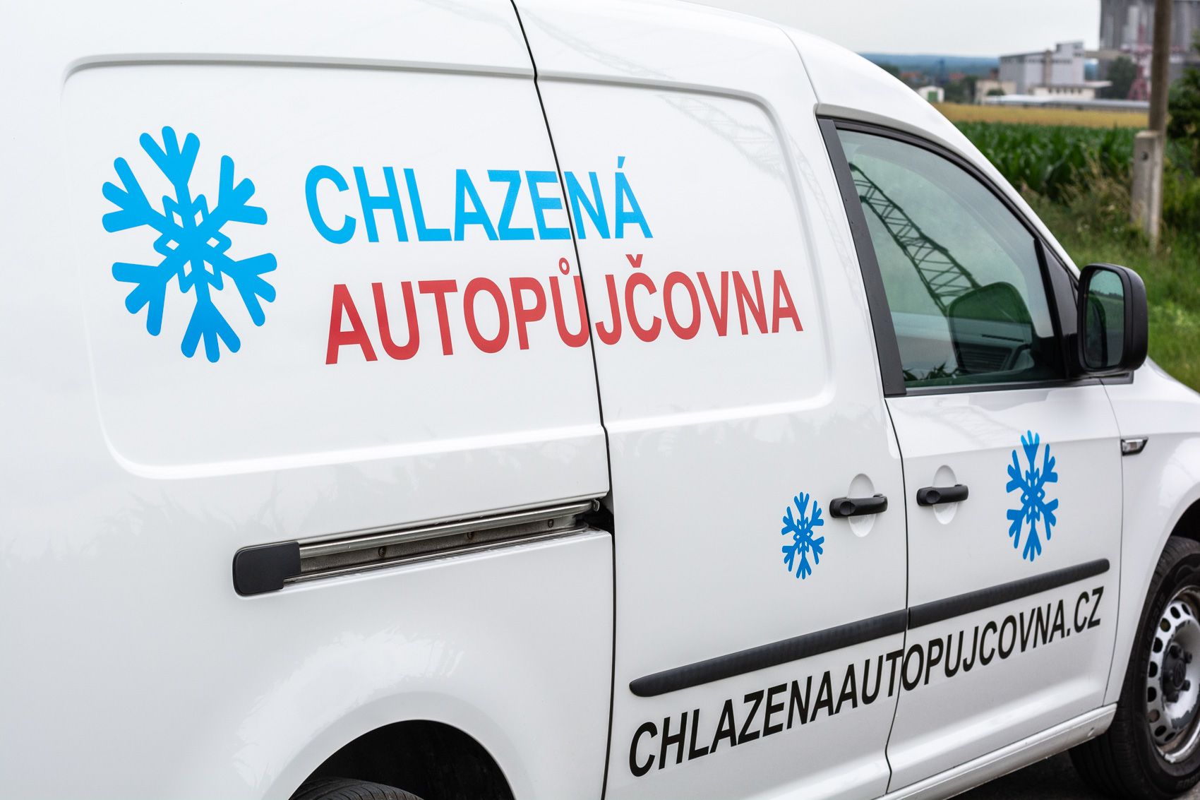 Chlazená autopůjčovna foto 2