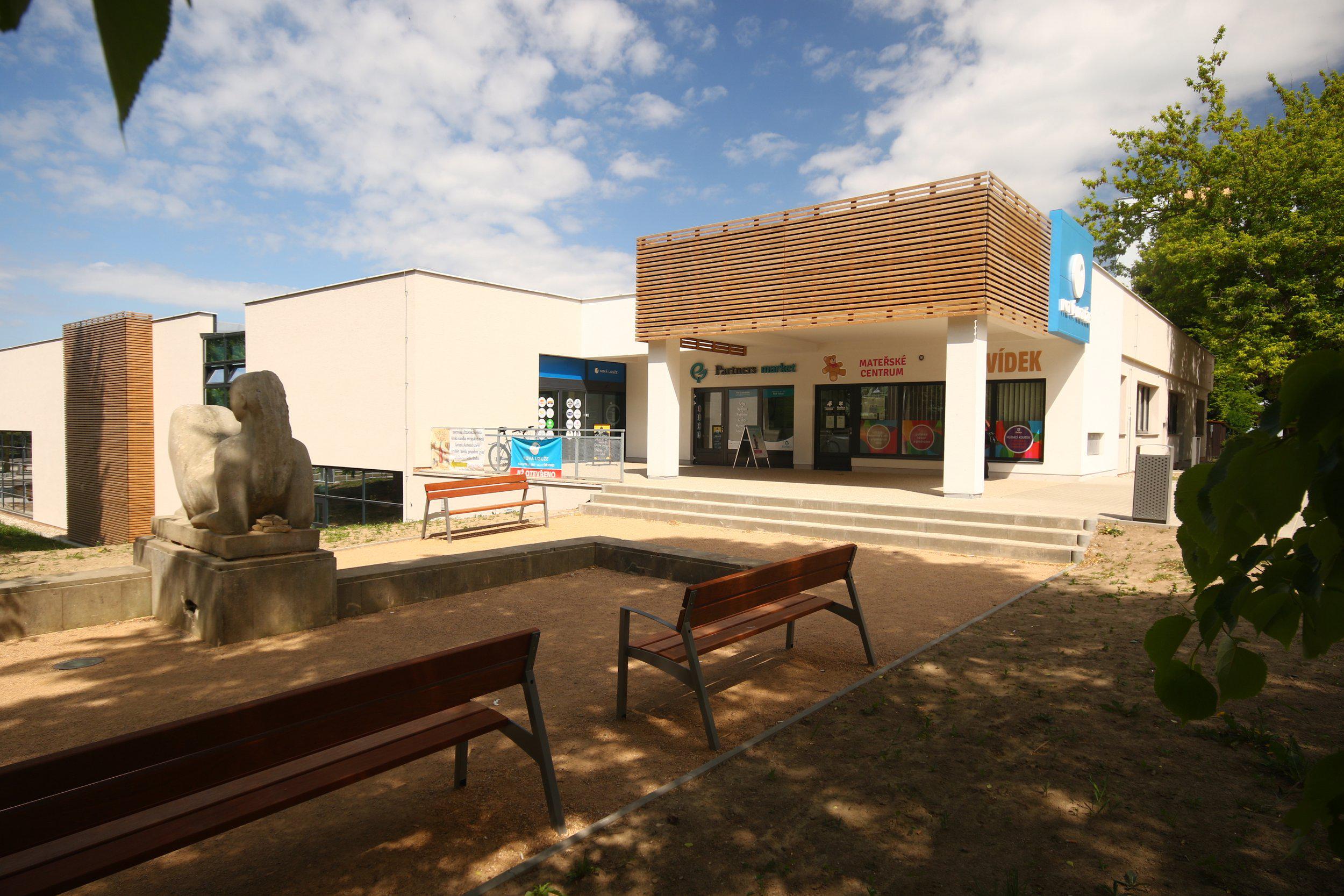 Nákupní galerie Nová Louže foto 2